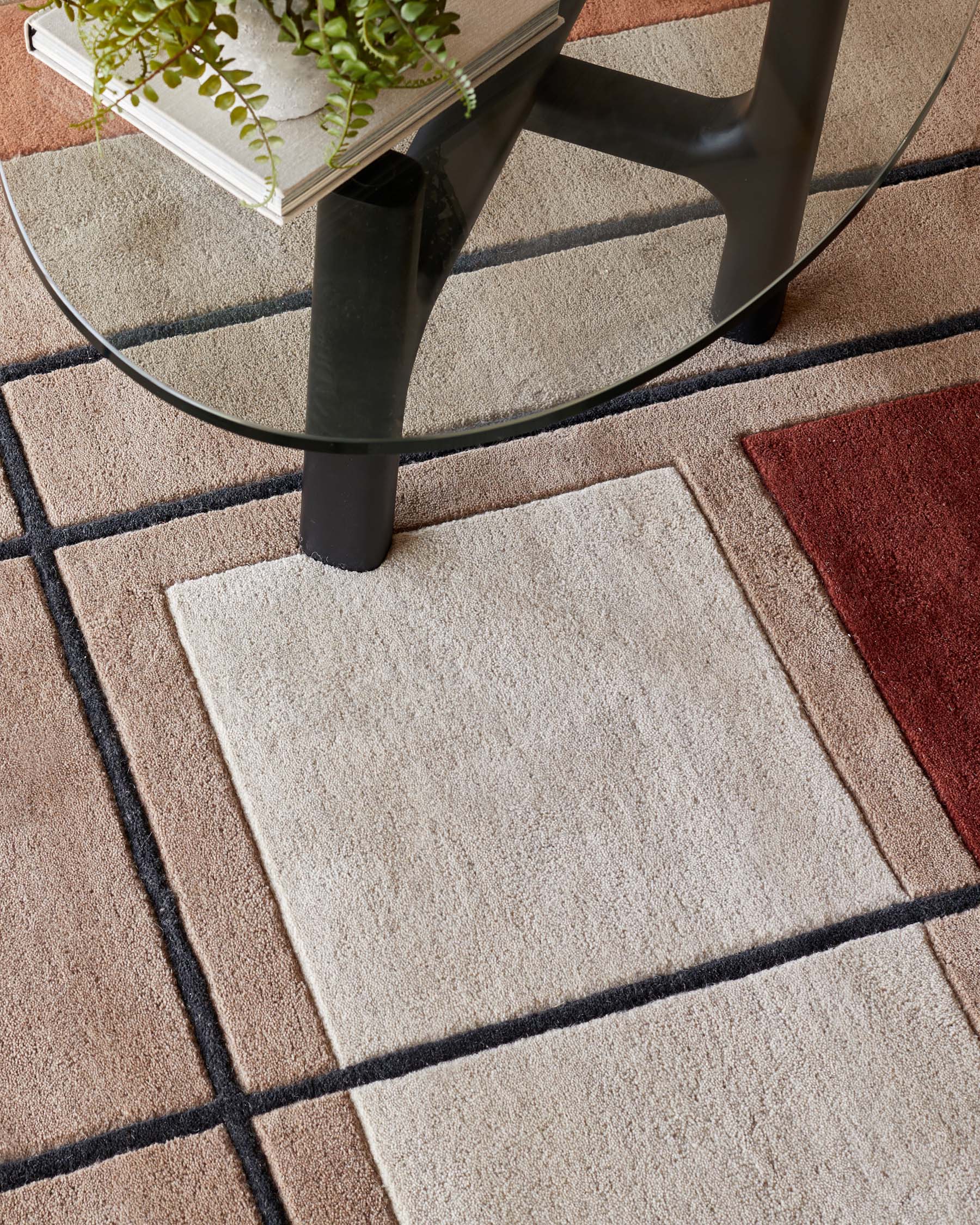 Abstract Squares deep red wool medium rug - Image 3