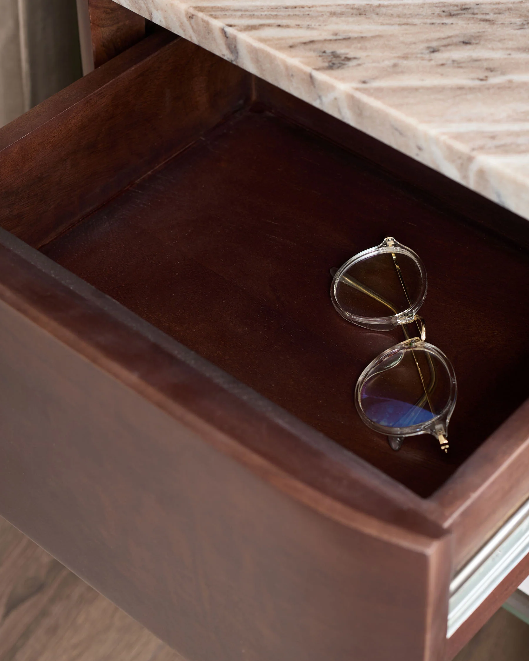 Adalynn toronto marble bedside table - Image 6