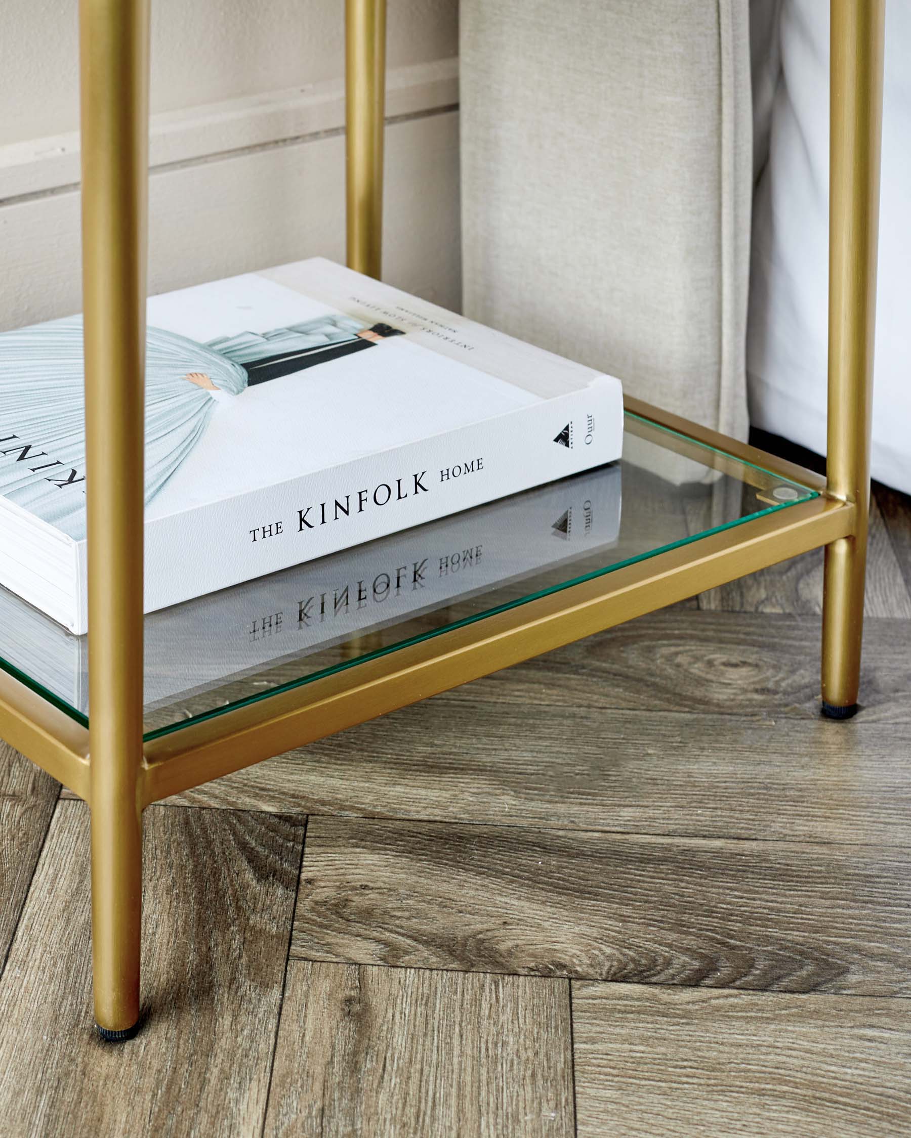 Albury Light Grey Bedside Table with single drawer - Image 4