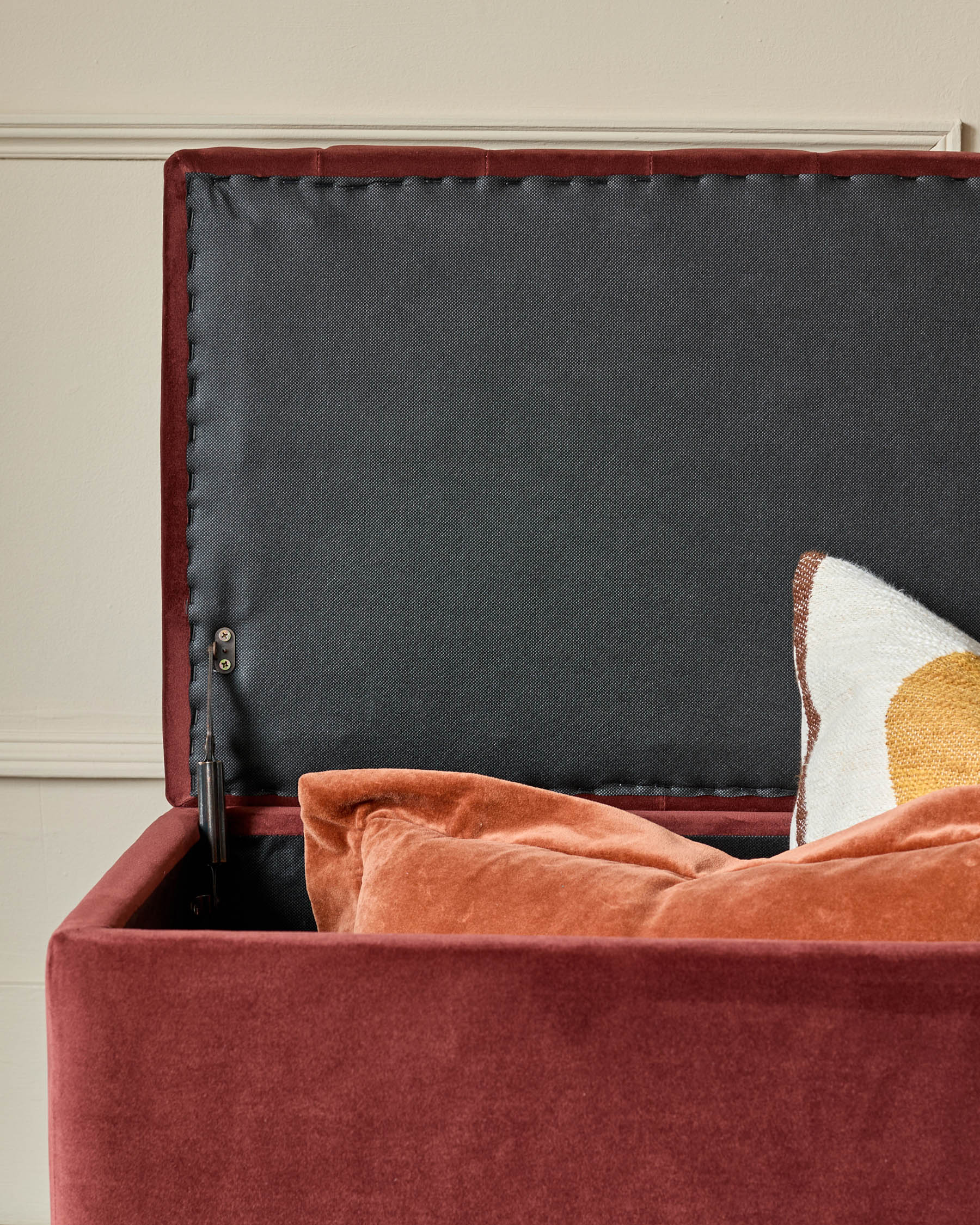 Amalfi toffee red velvet ottoman storage bench - Image 4