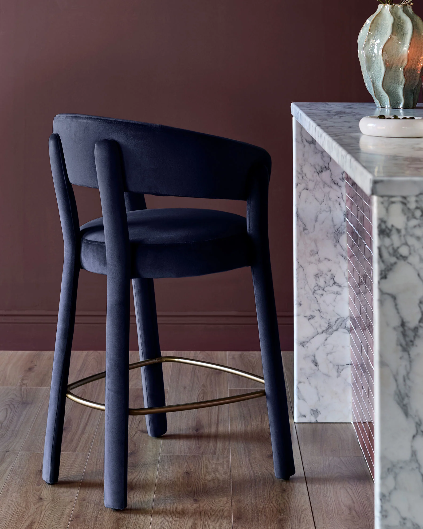 Anya dark navy velvet brushed bronze bar stool - Image 3
