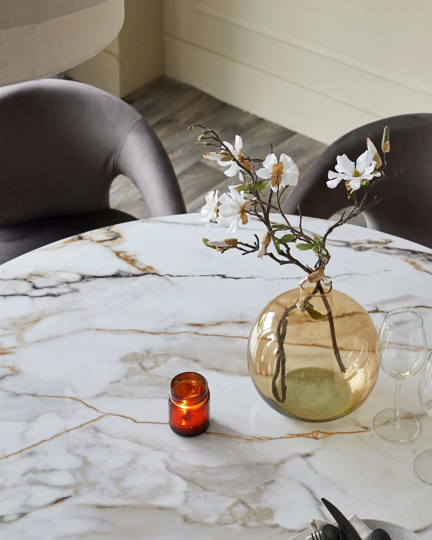 Austin natural ceramic 6 seater dining table - Image 5