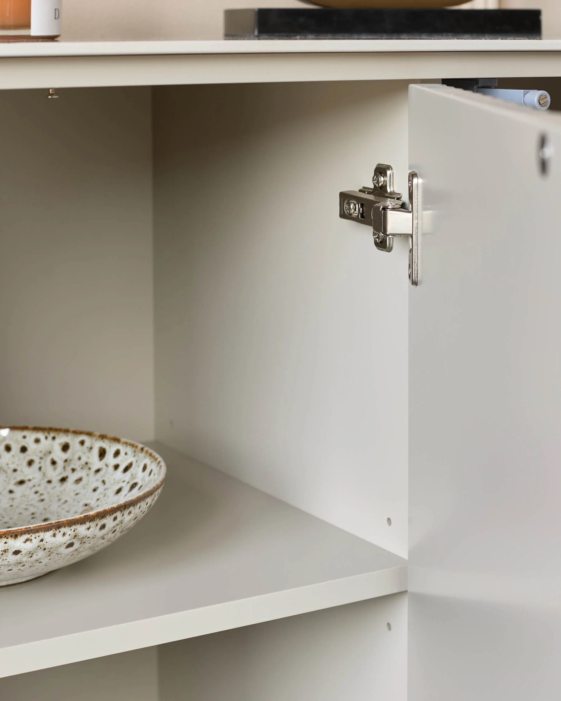 Austin natural ceramic sideboard - Image 6
