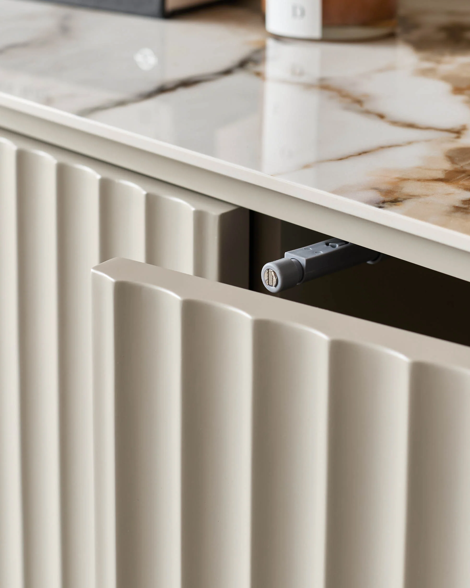 Austin natural ceramic sideboard - Image 9