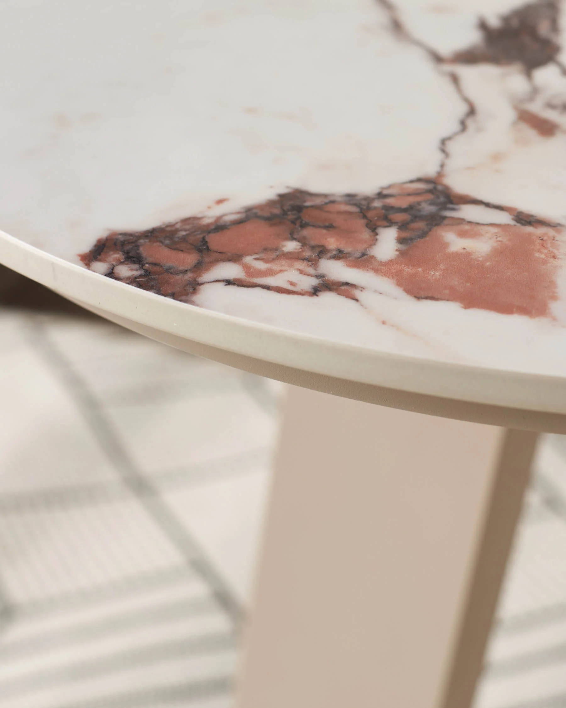 Bianco natural with white calacatta garden side table - Image 5