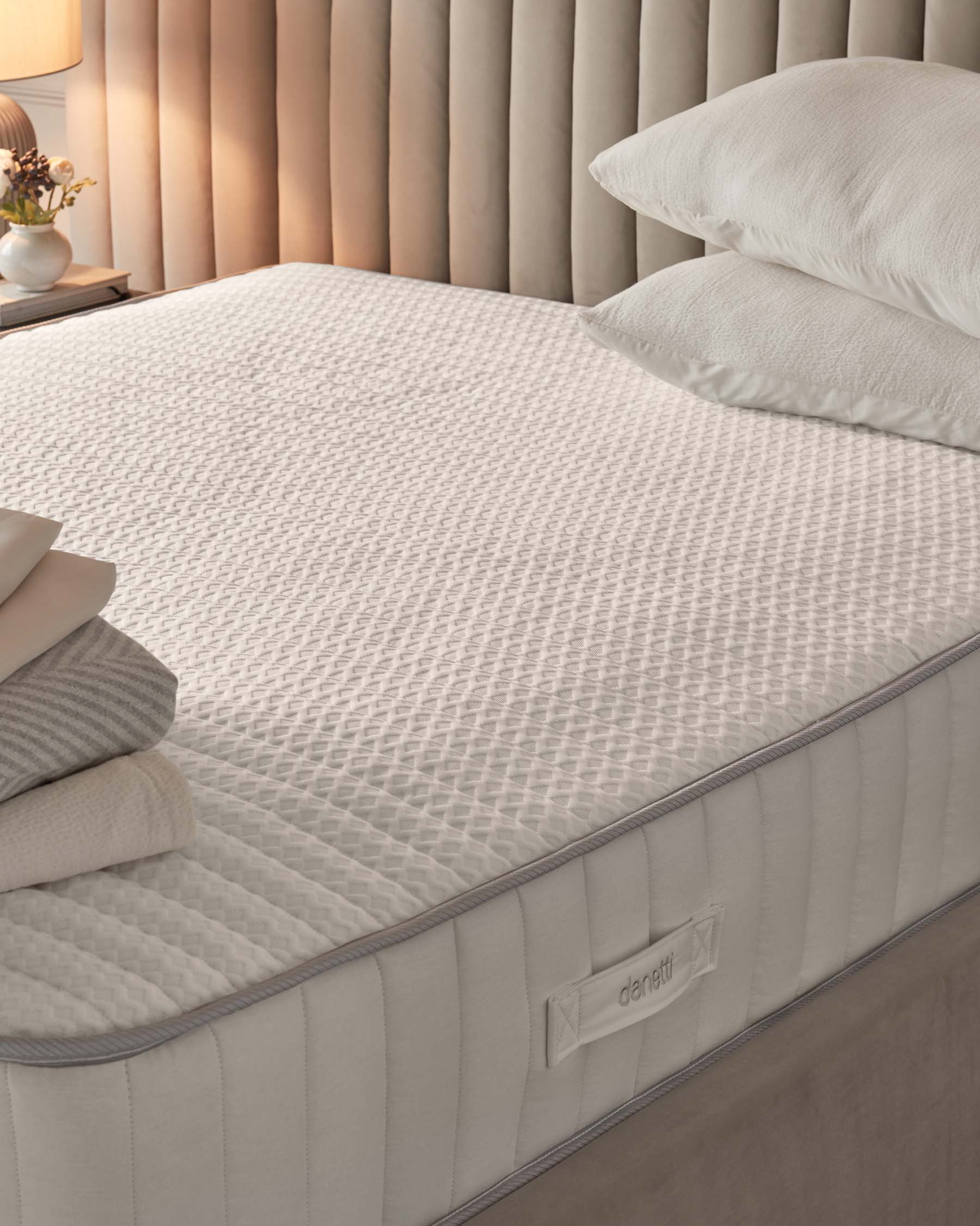 Blissful Comfort 1,500 Pocket Sprung Firm Latex Double Mattress - Image 10
