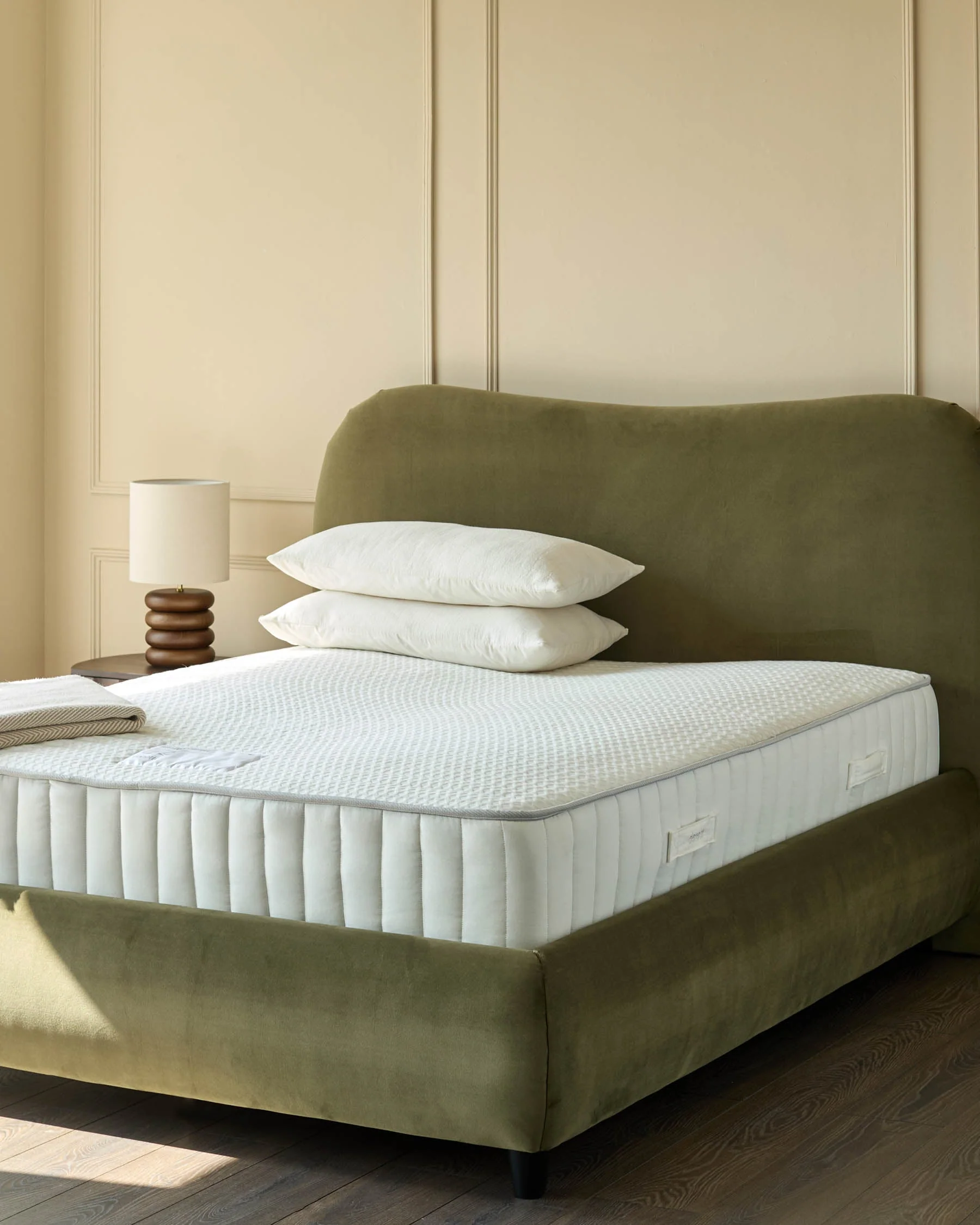 Blissful Comfort 3,500 Pocket Sprung Firm Latex King Mattress - Image 4