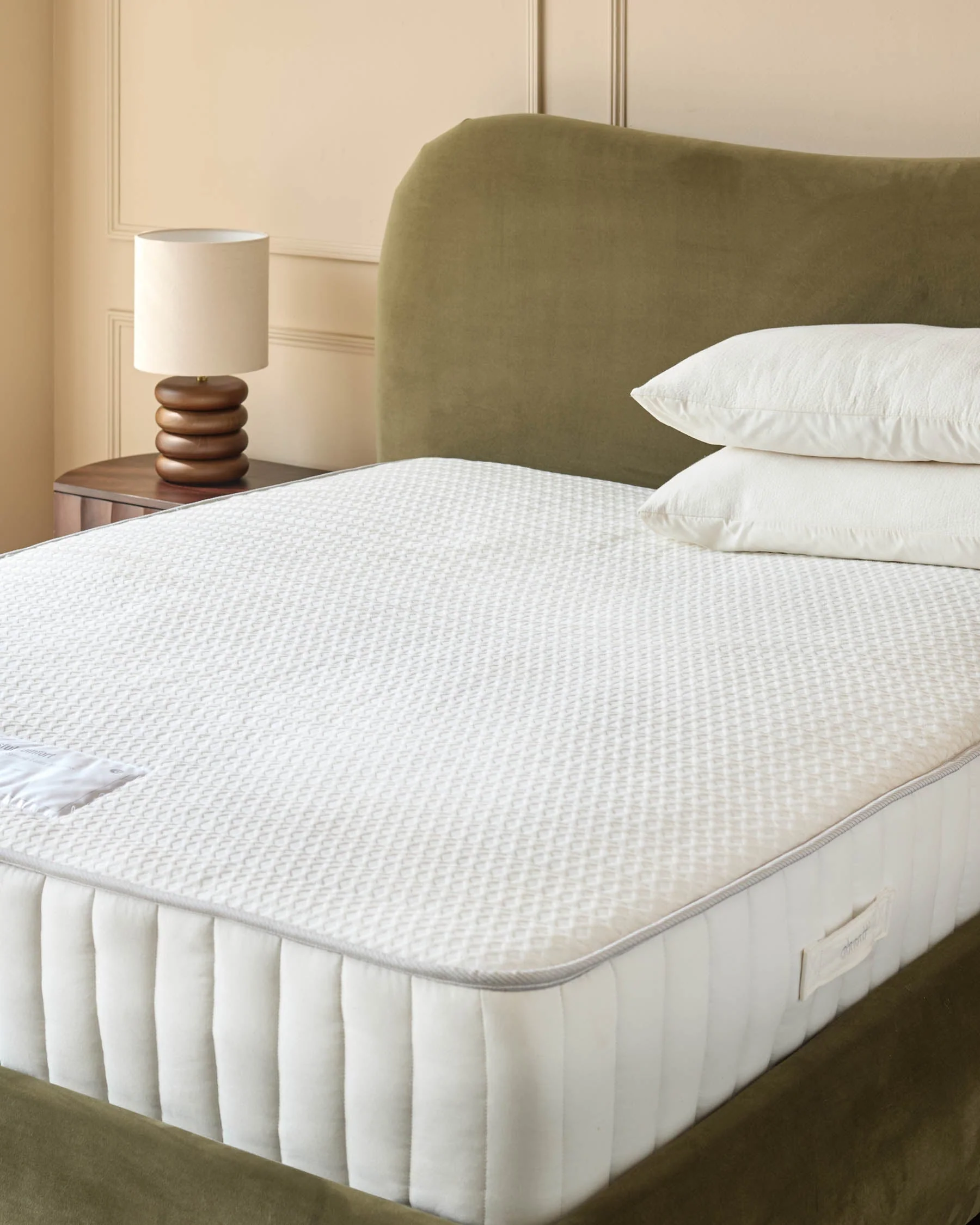 Blissful Comfort 3,500 Pocket Spring Medium Super King Mattress