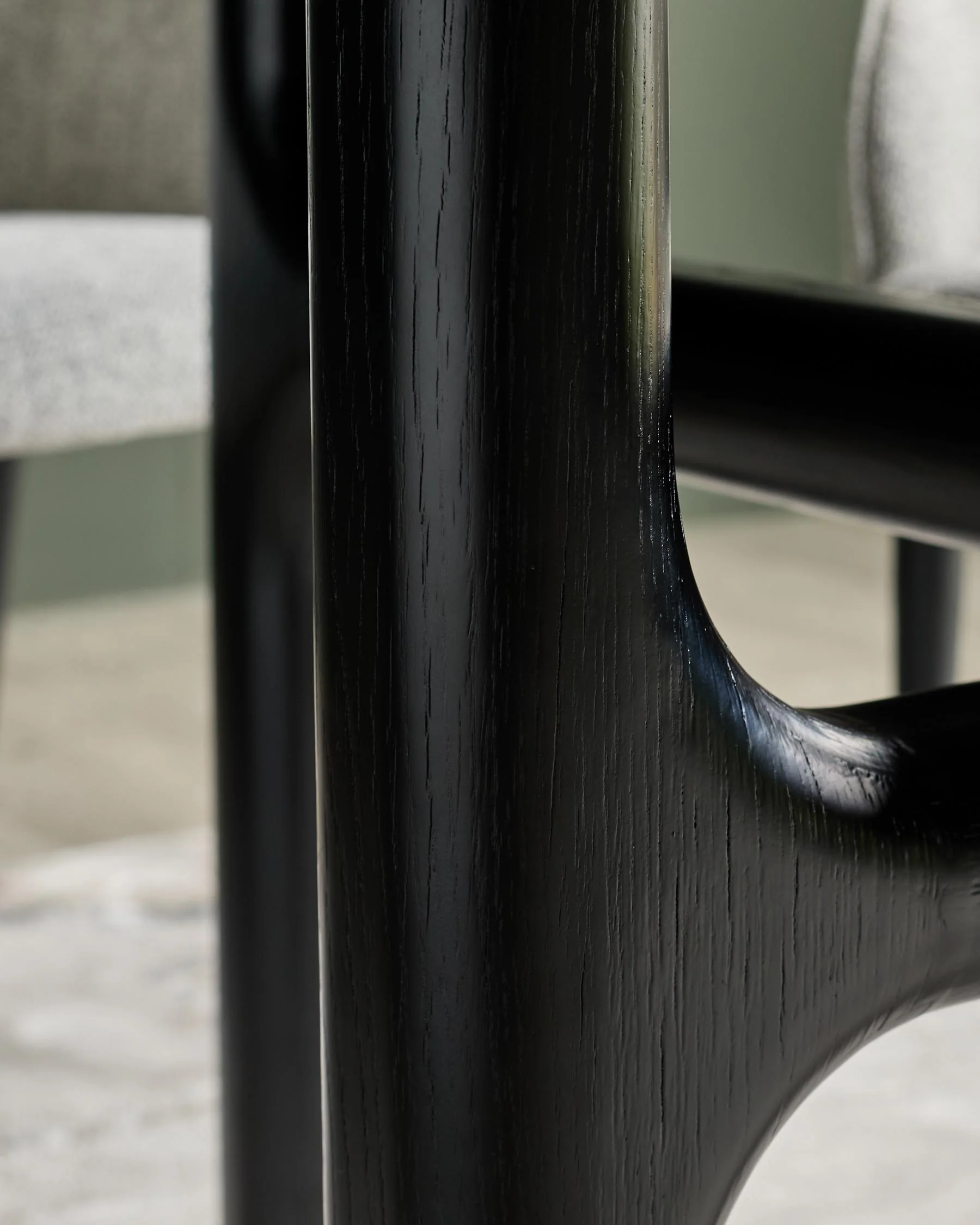 Brixton black ceramic 6 seater dining table - Image 8