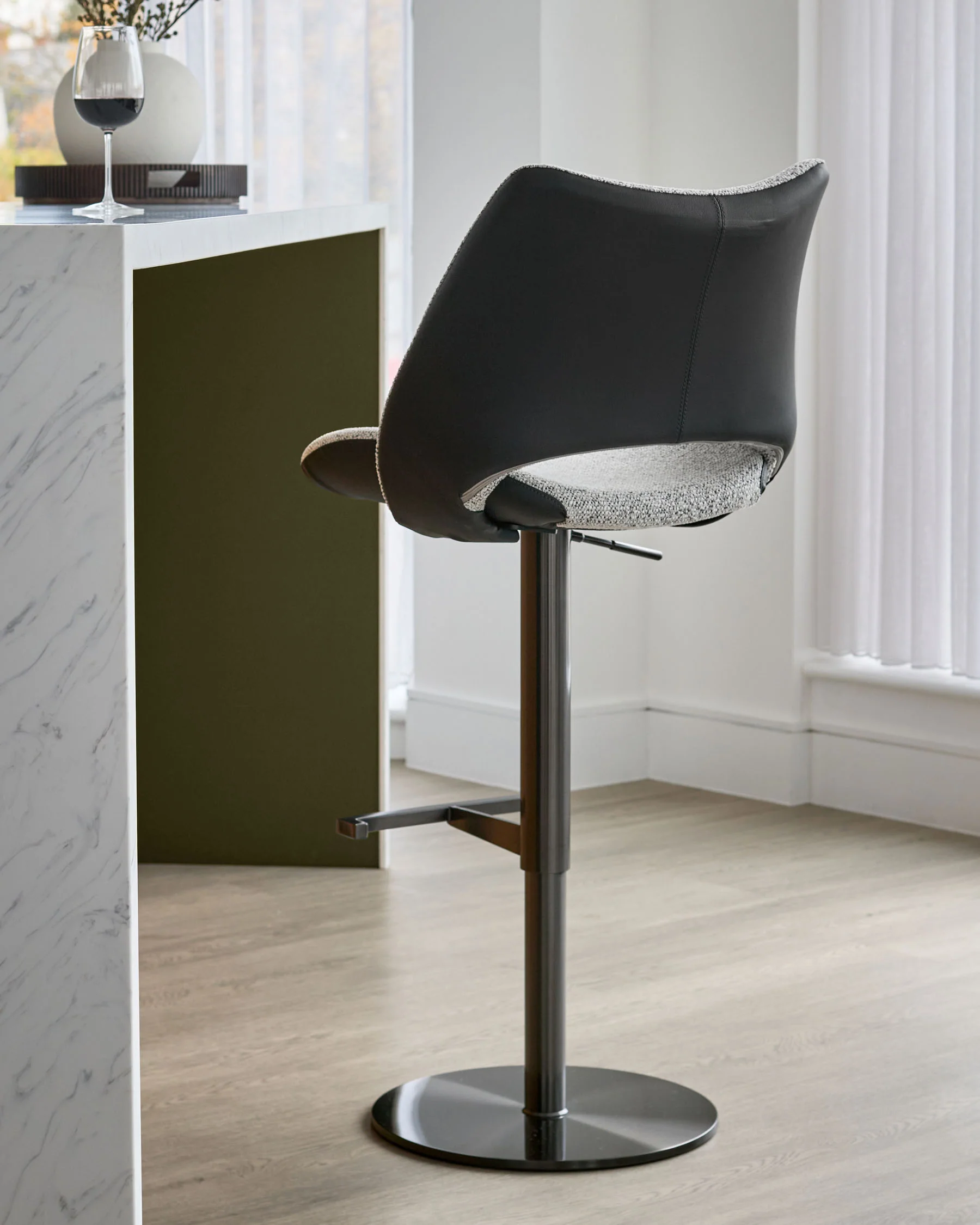 Bronwyn grey fabric and black leather gas lift bar stool - Image 4