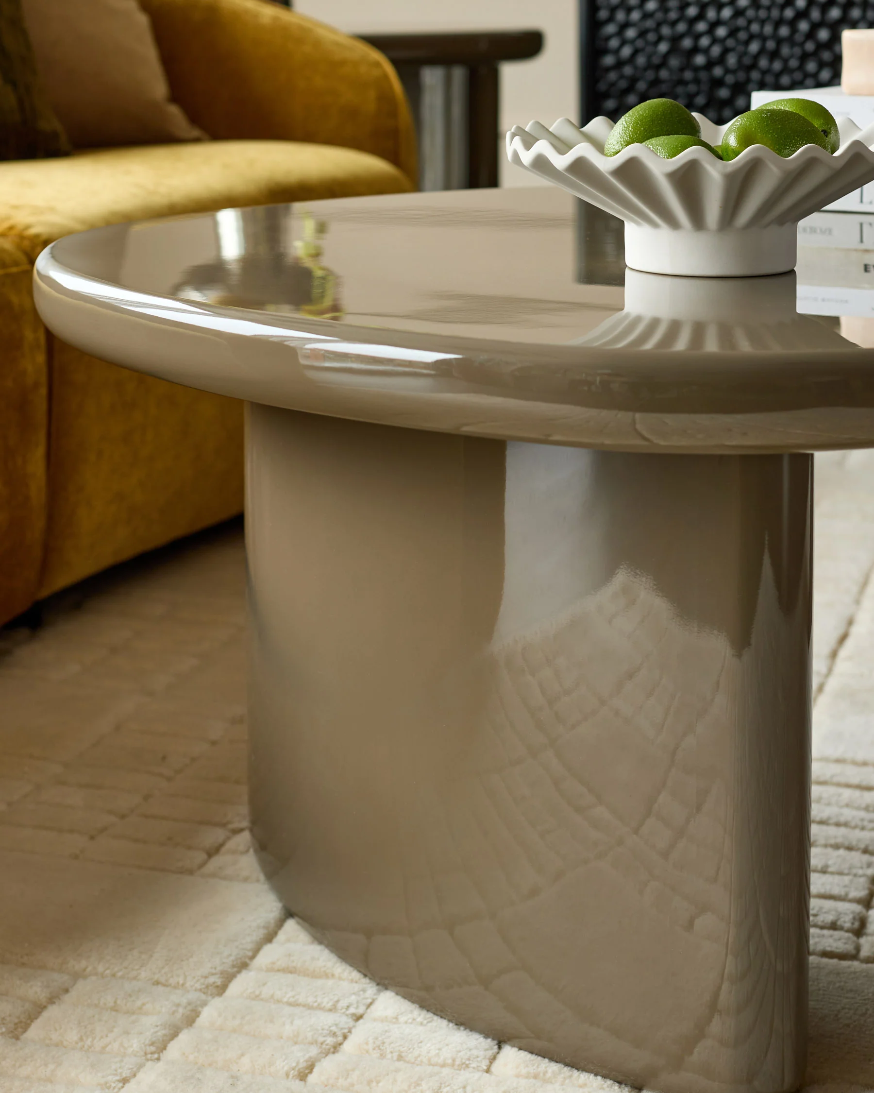 Carmela olive green gloss coffee table - Image 3