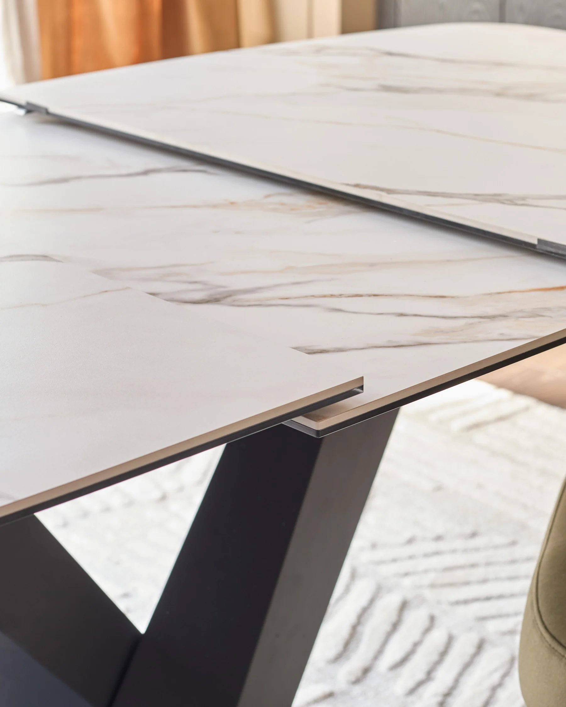 Carter natural ceramic 6-8 seater extending dining table - Image 6