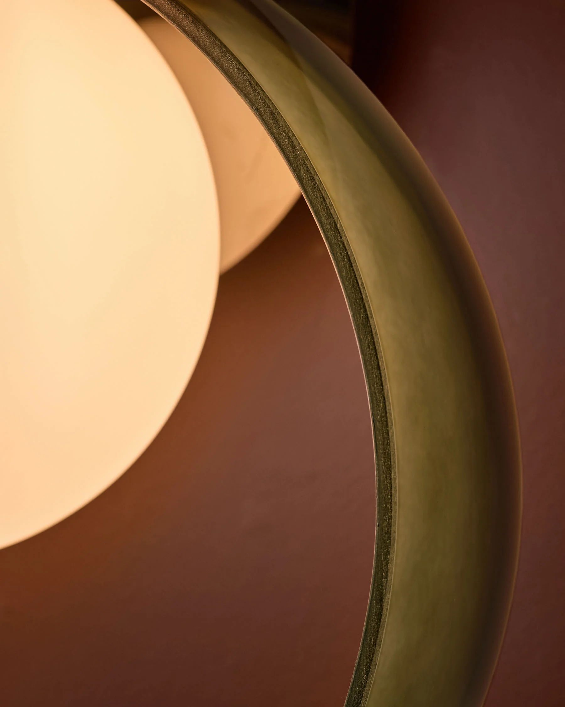 Chloe green glass adjustable wall light - Image 4