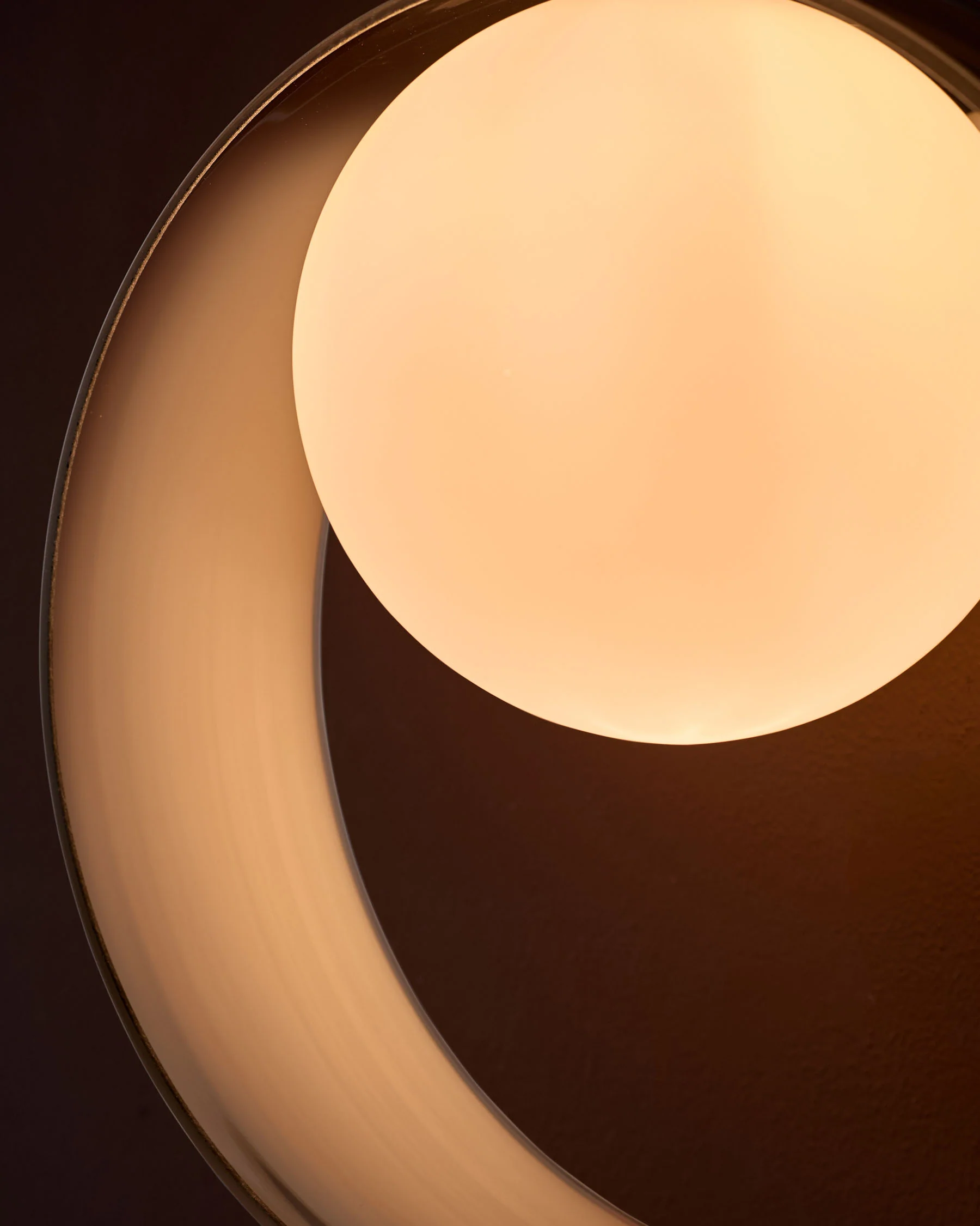 Chloe silver glass adjustable wall light - Image 5