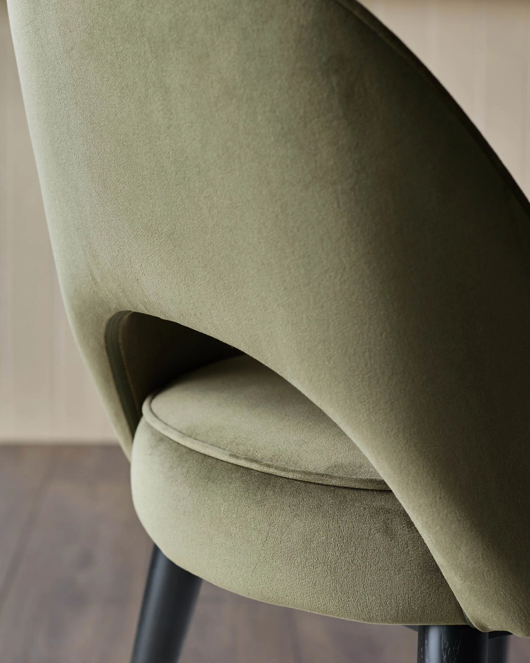 Clover olive green velvet dining chair - Image 8