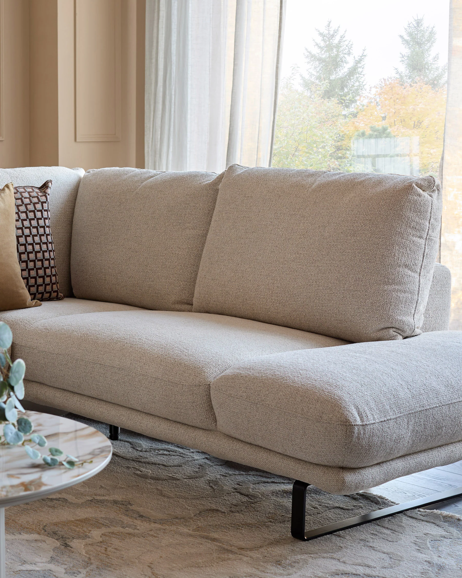 Colette natural fabric right hand corner chaise sofa - Image 4