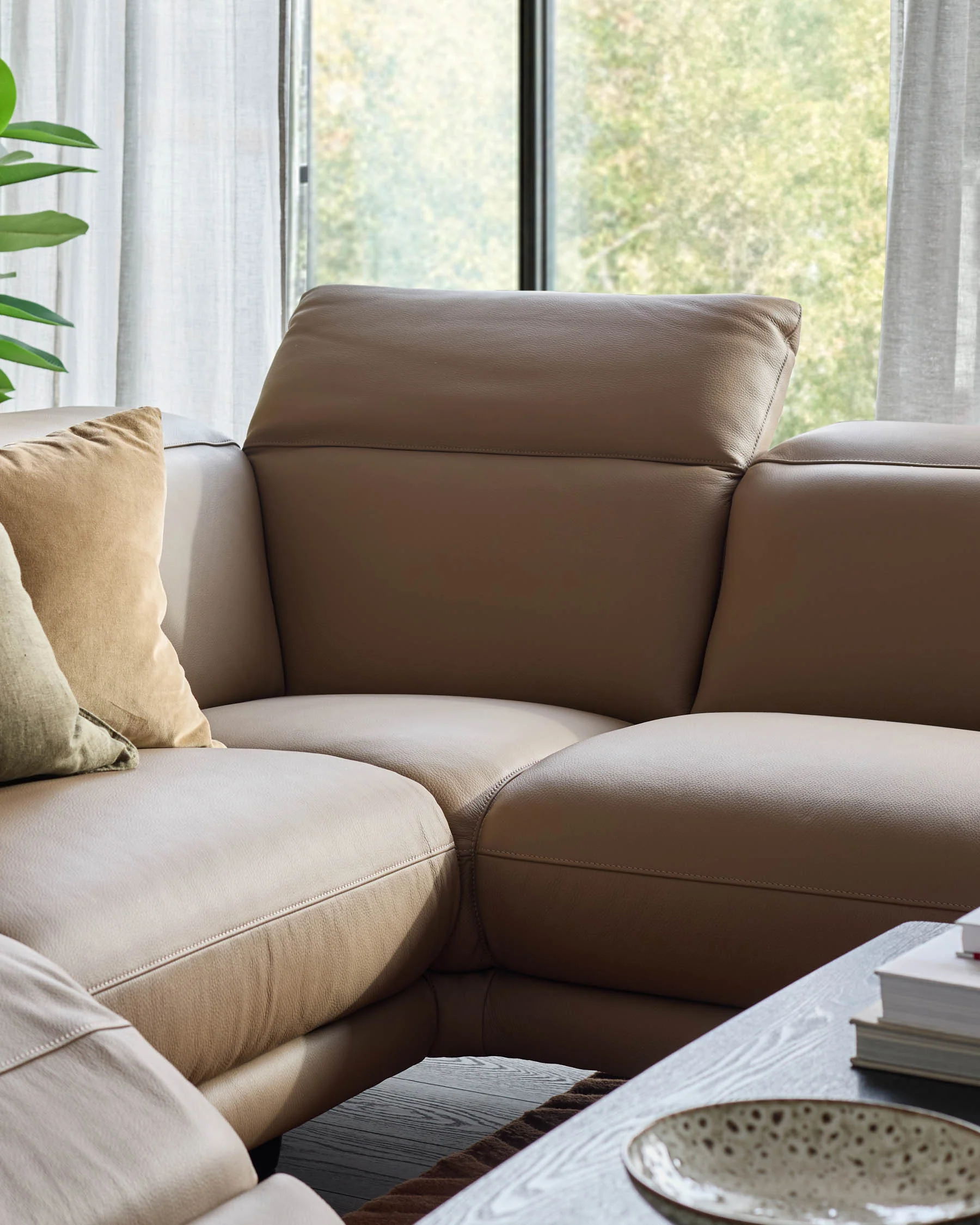 Connor natural leather recliner right hand corner chaise sofa - Image 5