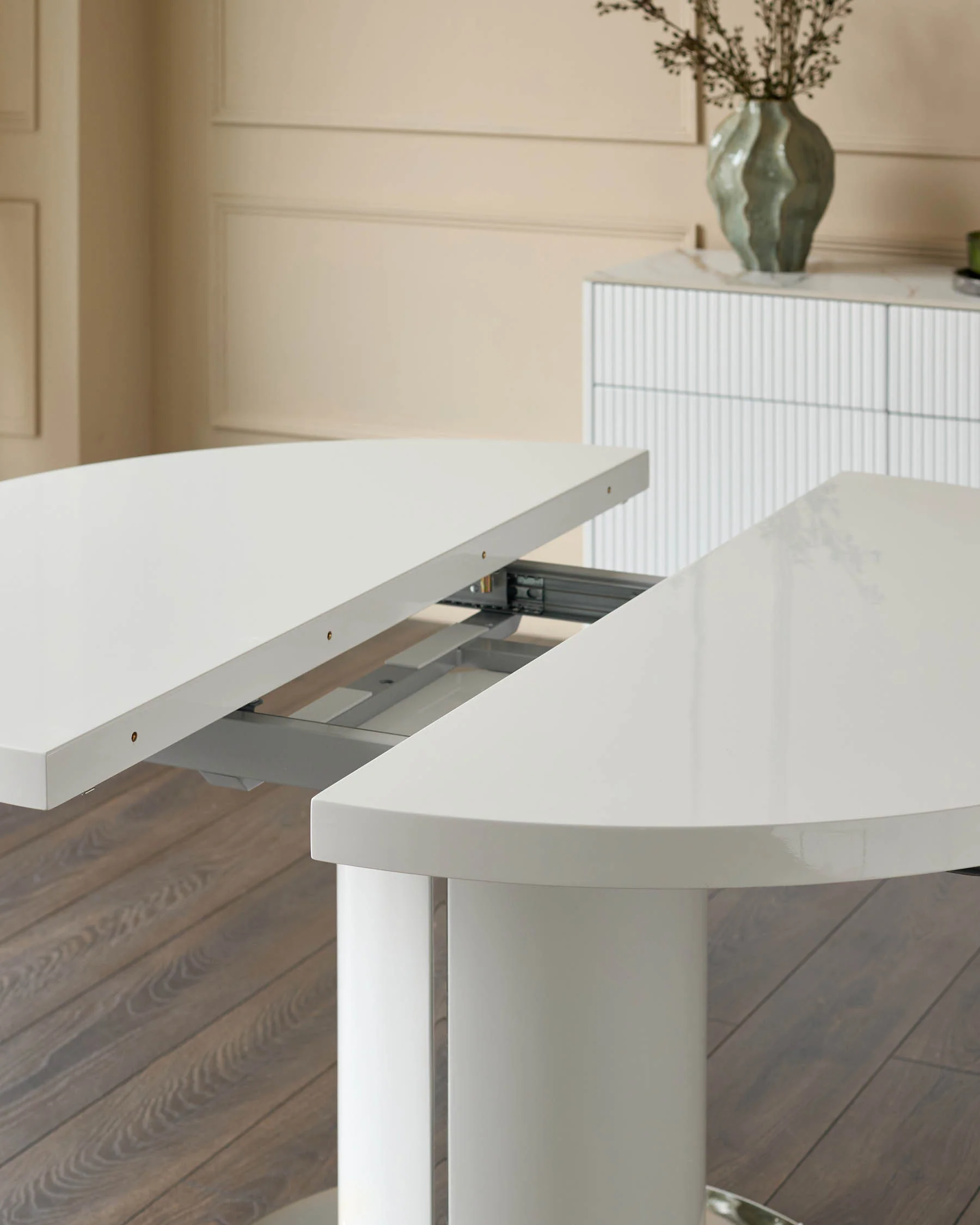 Curva White Gloss Round Extending 4 To 6 Seater Dining Table - Image 5