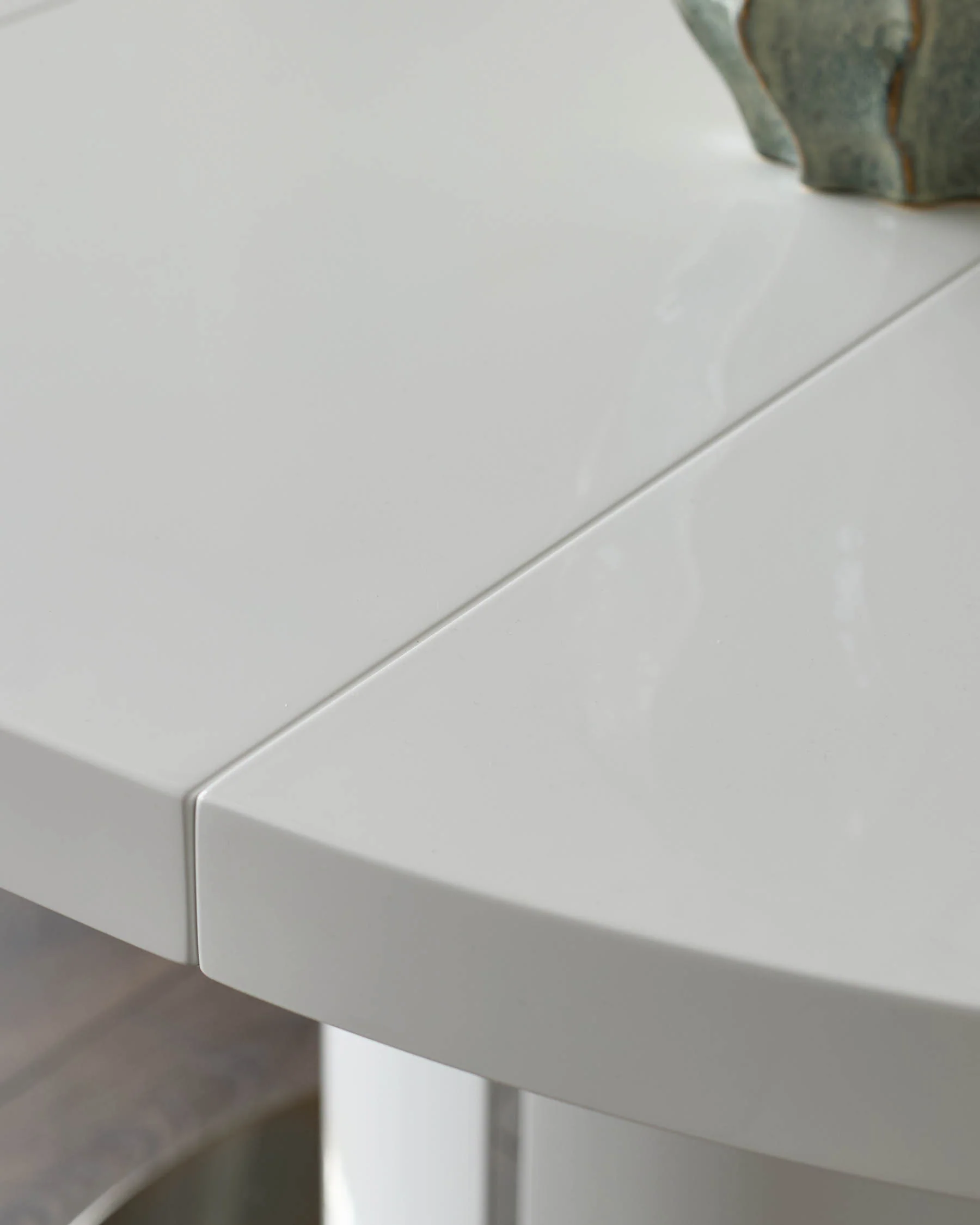 Curva White Gloss Round Extending 4 To 6 Seater Dining Table - Image 9