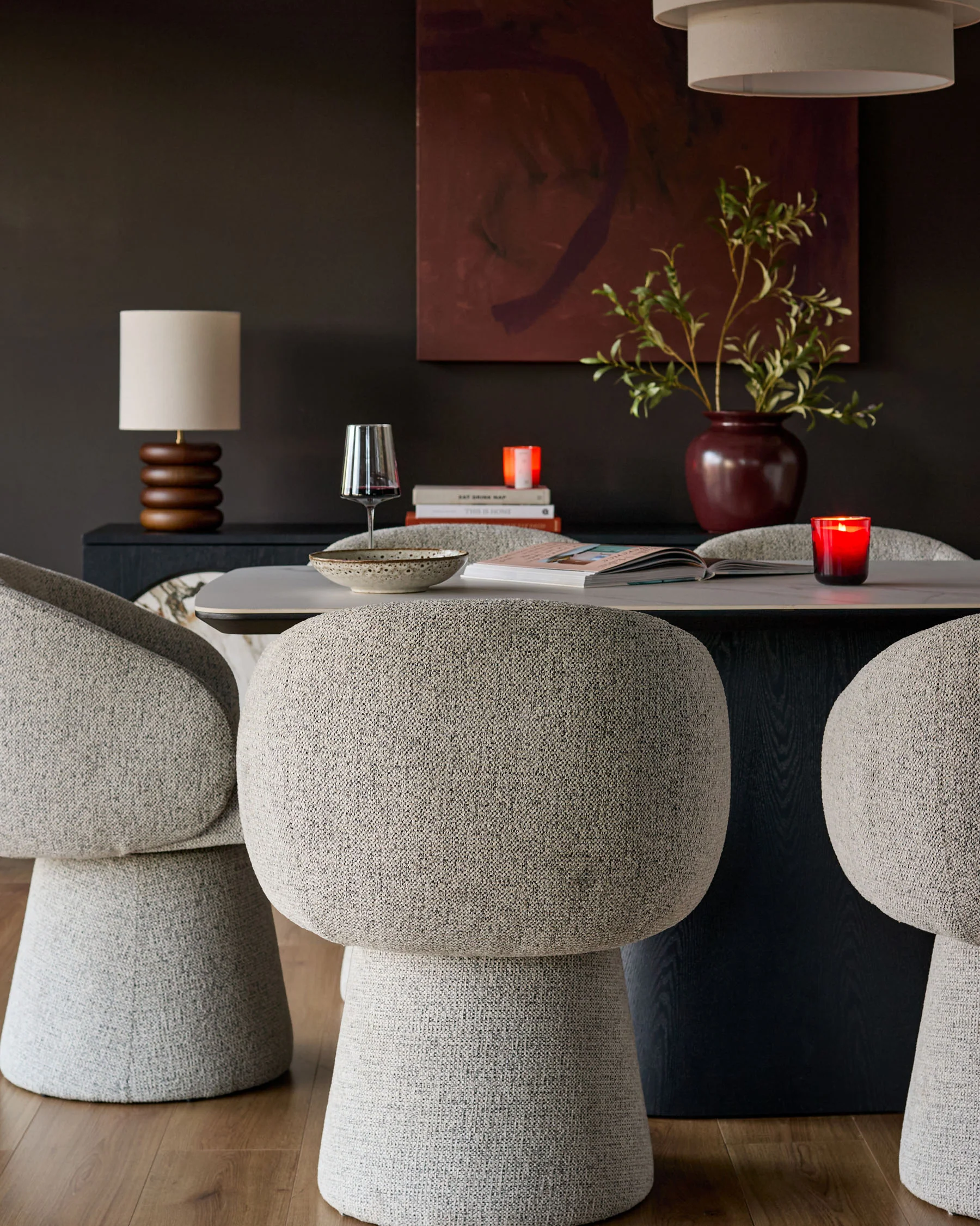 Darcy grey fabric swivel chair - Image 5