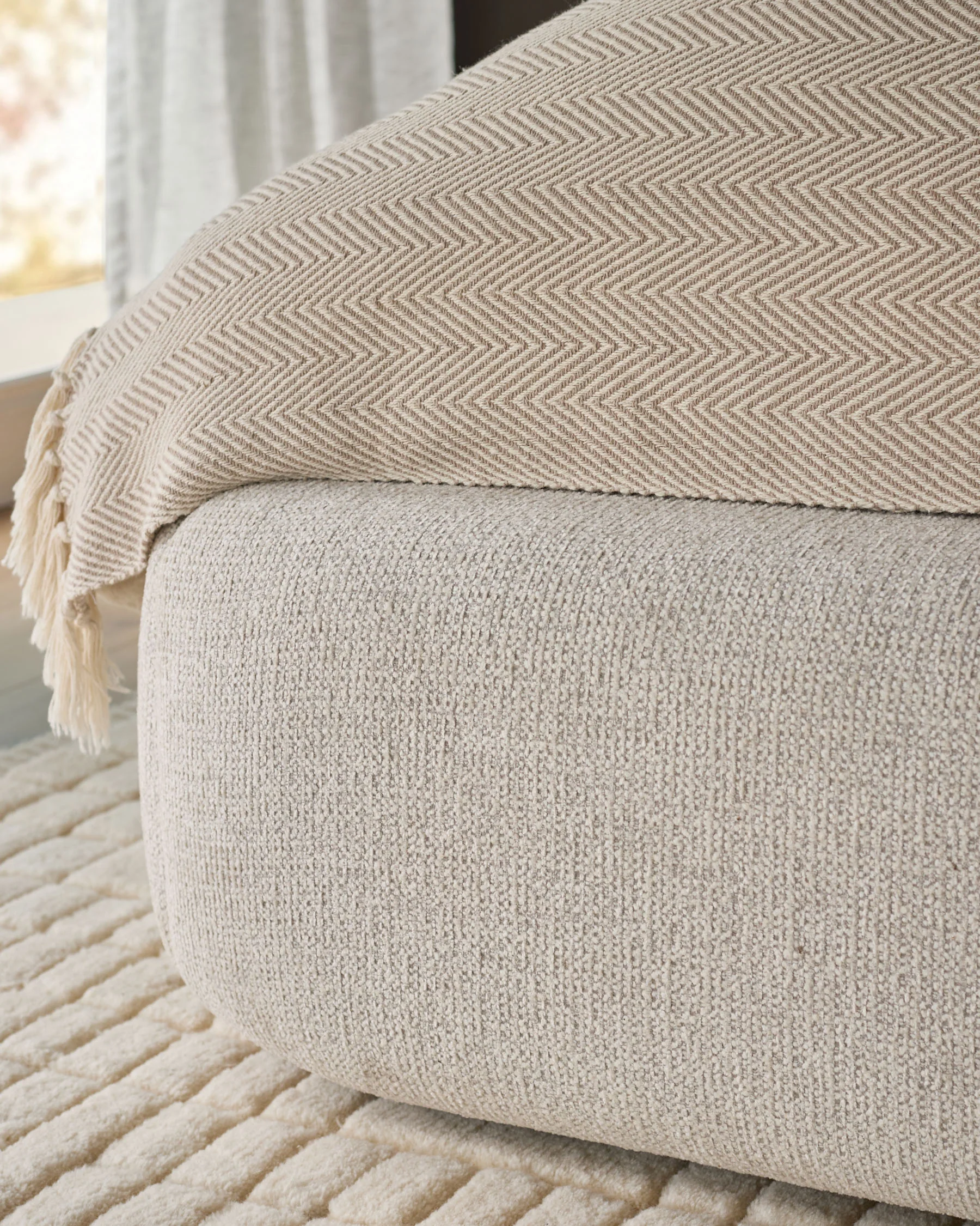 Darla natural chenille king size ottoman storage bed - Image 10