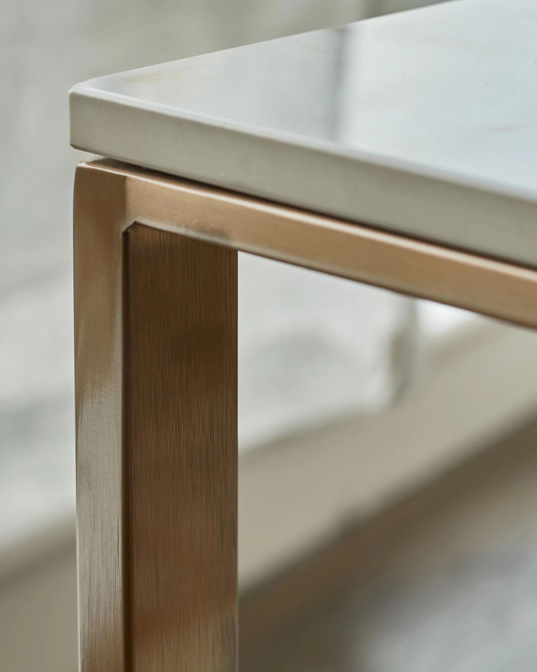 Demi natural ceramic side table - Image 5