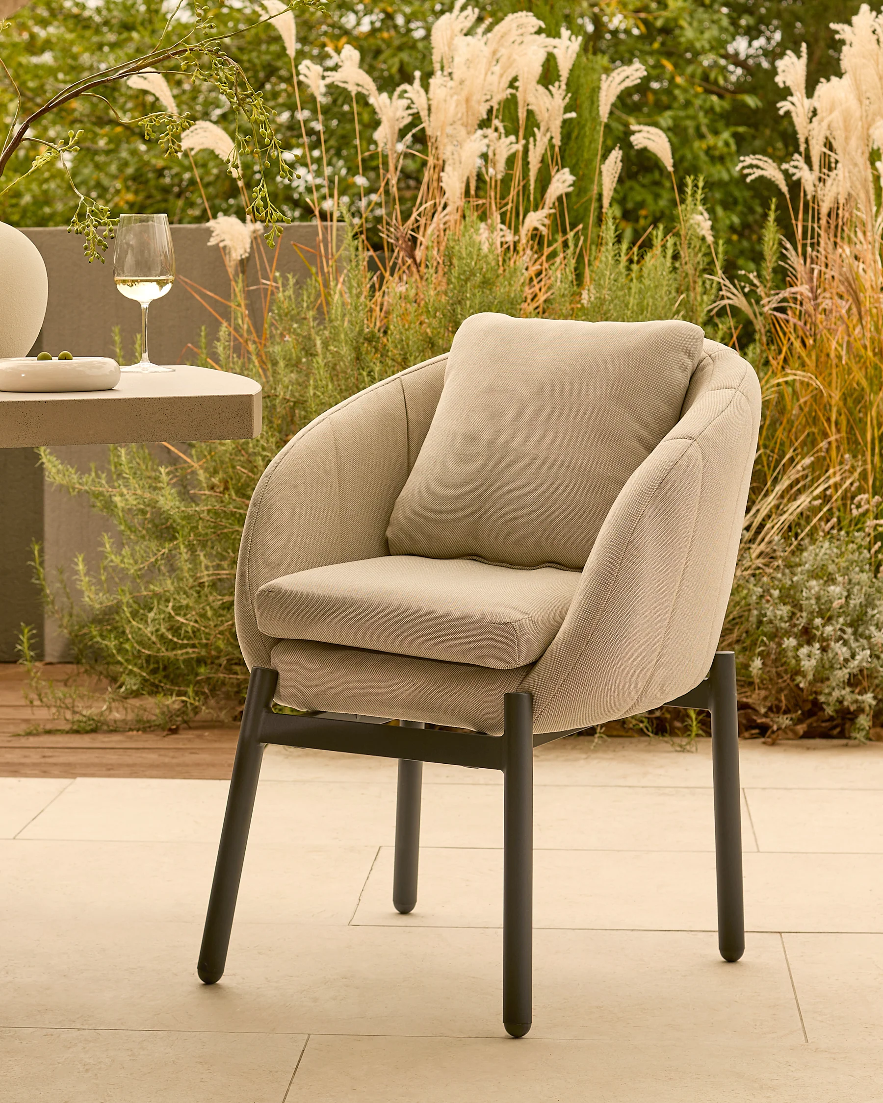 Camilo natural garden dining chair