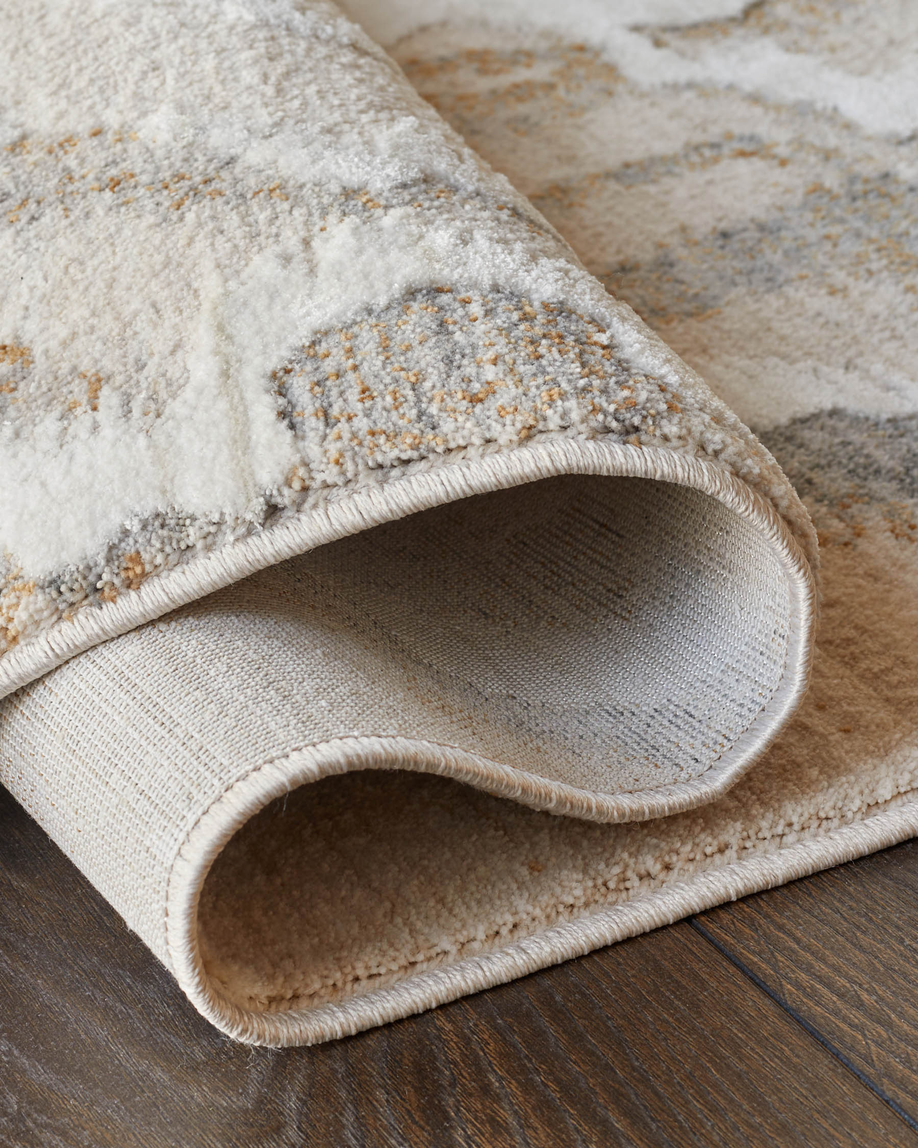 Eden soft silver textured medium rug - Image 5