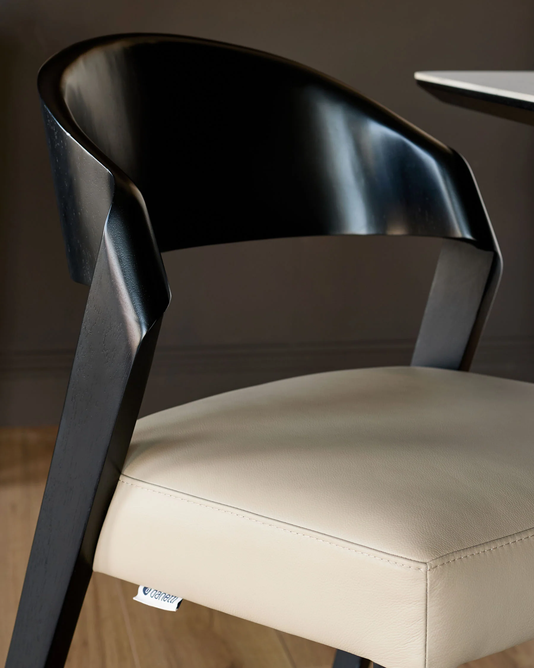 Enzo natural leather dining chair - Image 5