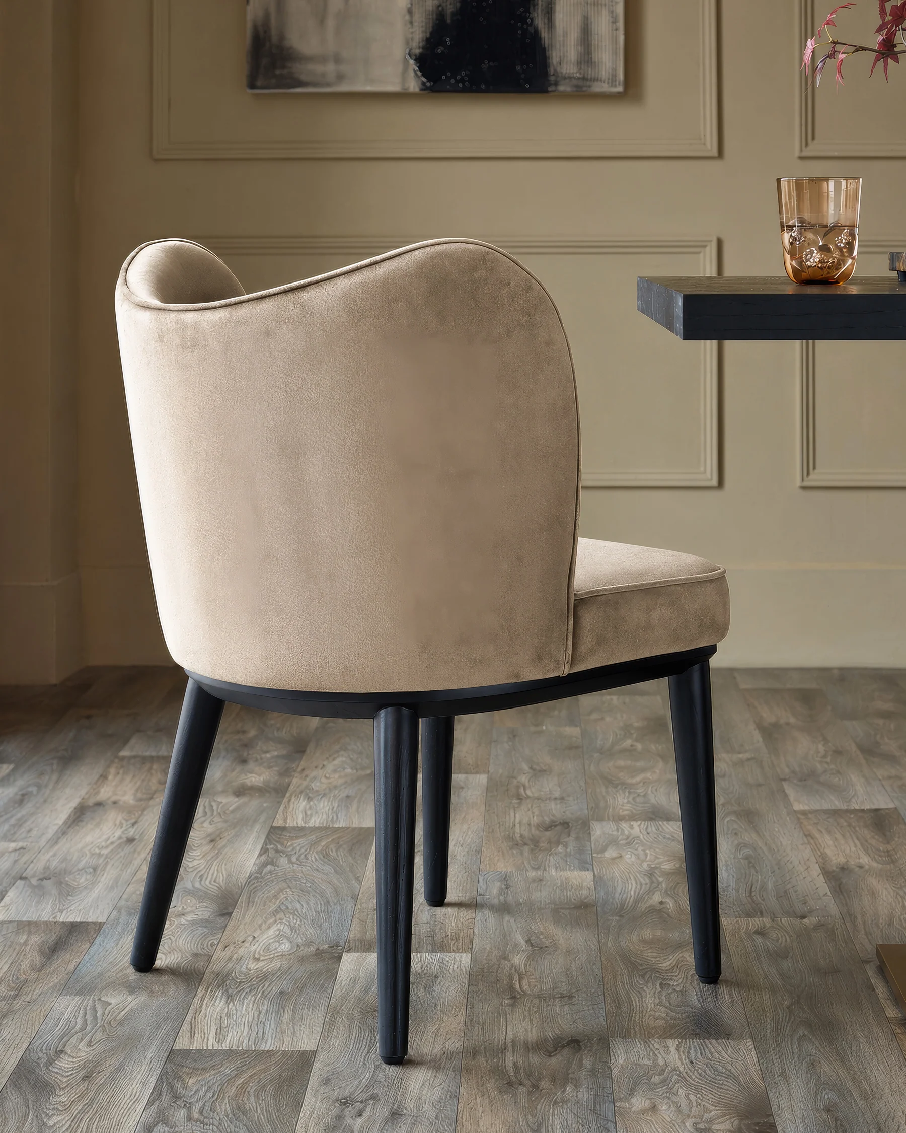 Evelyn champagne velvet dining chair - Image 7