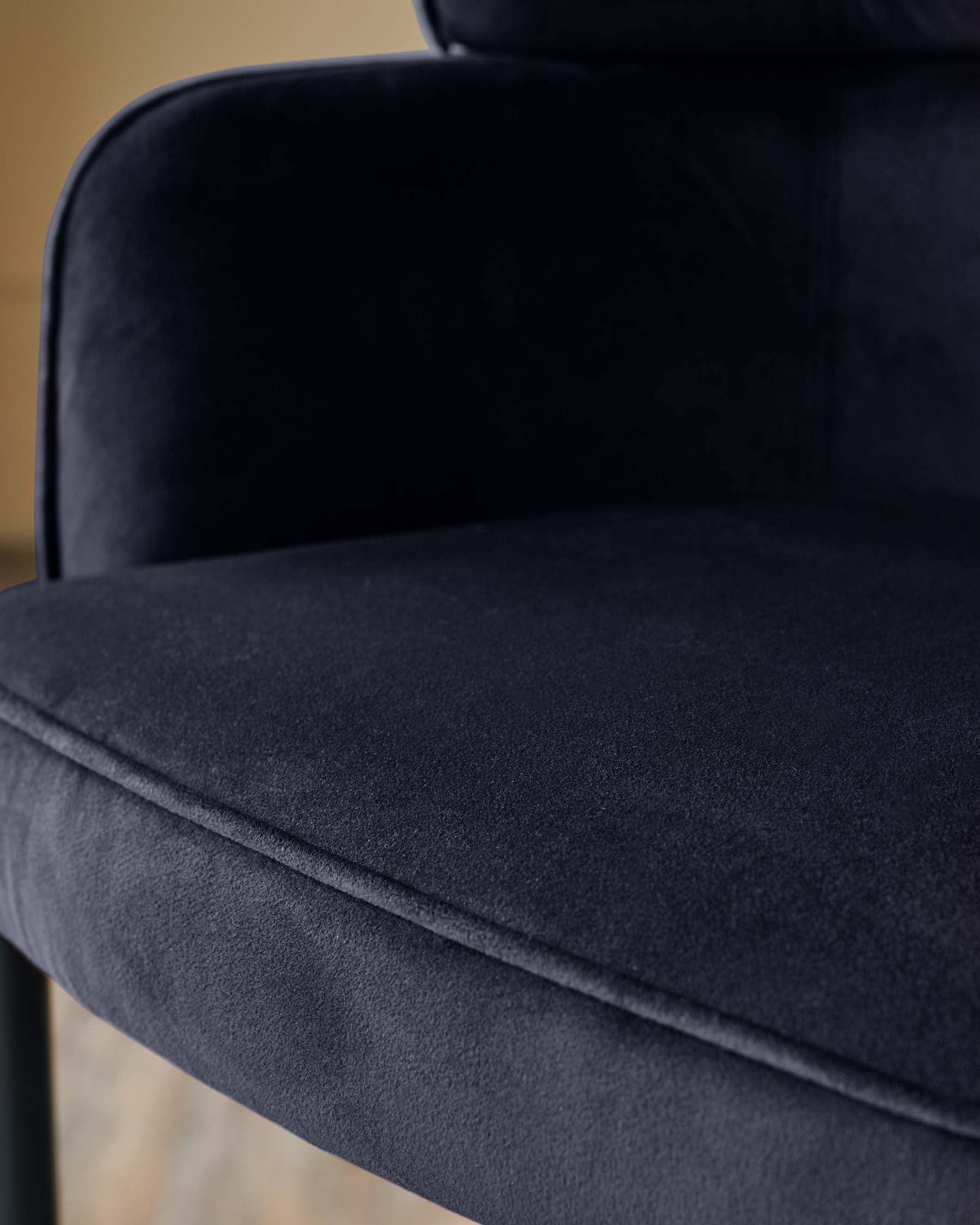 Felix dark navy velvet bar stool - Image 3