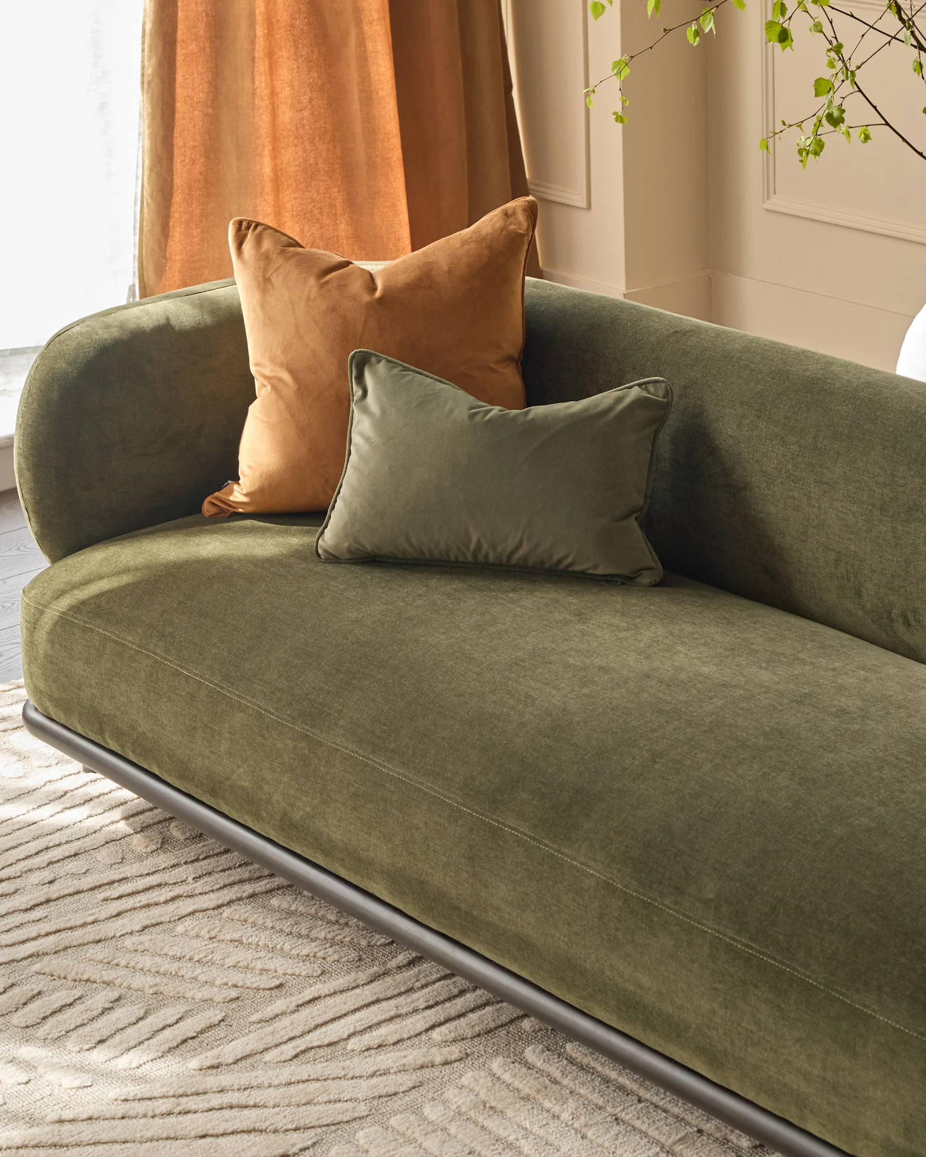 Florence olive green chenille with dark wood 3 seater sofa - Image 9