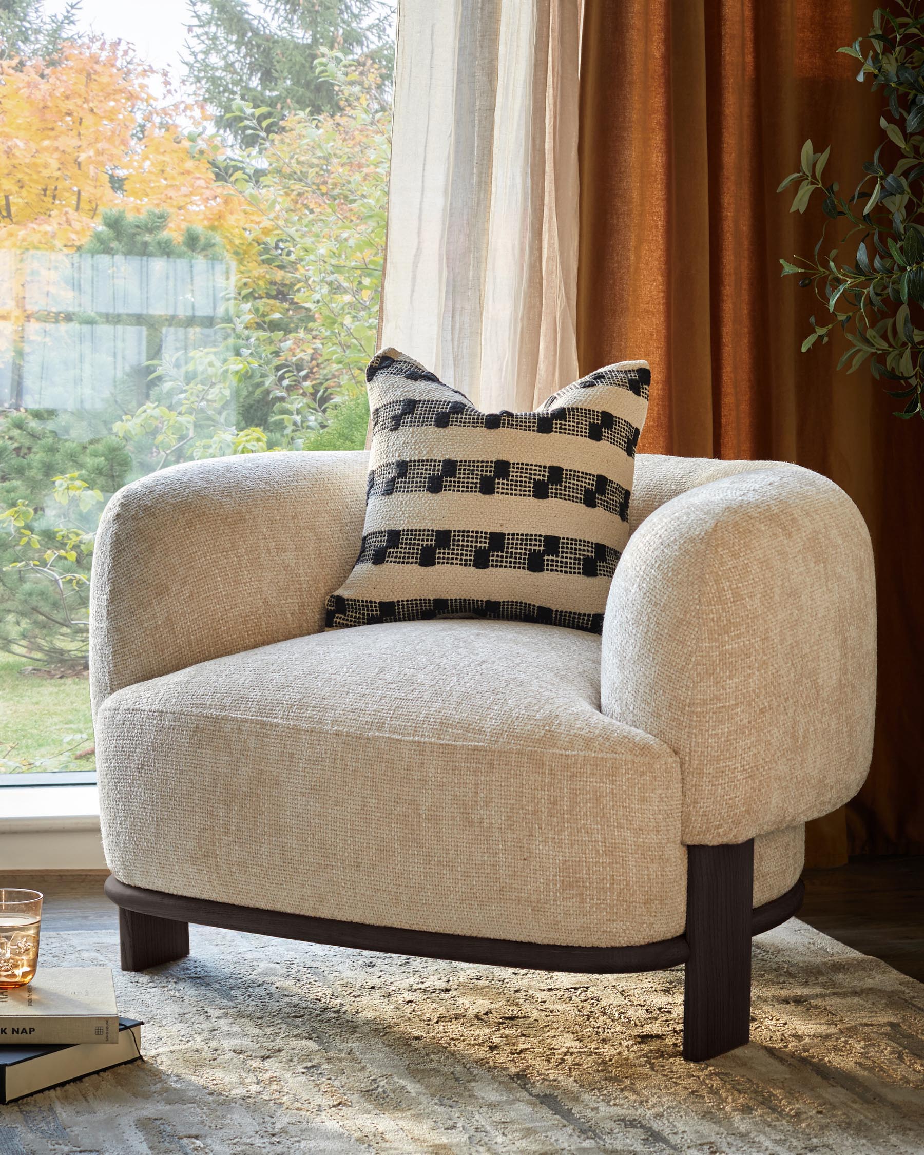 Florence natural fabric with dark wood armchair - Image 5
