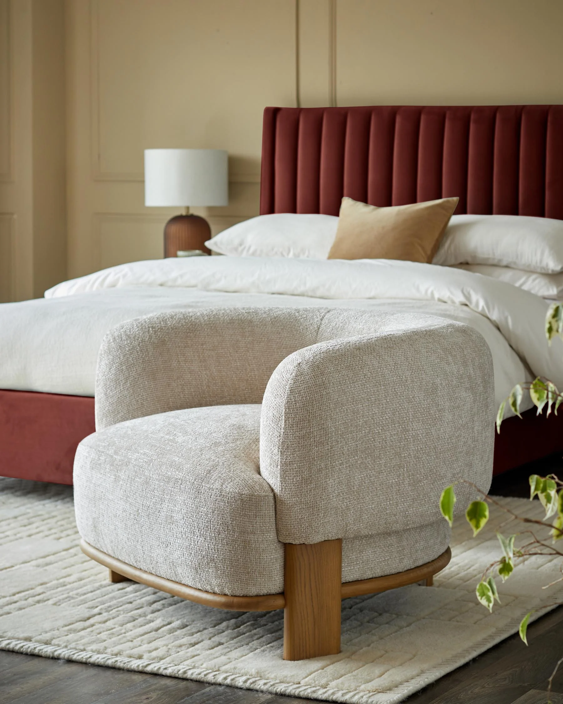 Florence natural fabric with light wood armchair - Image 3