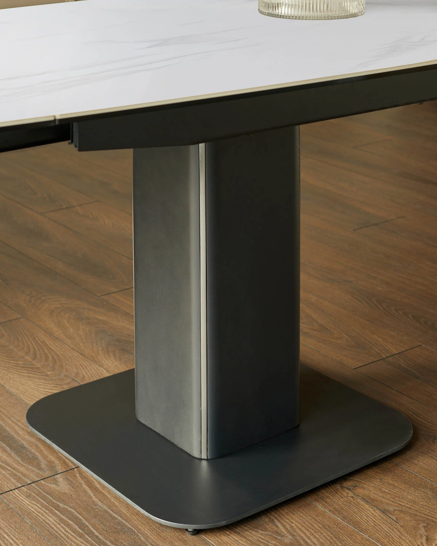 Fraser white ceramic 4-6 seater extending dining table - Image 10