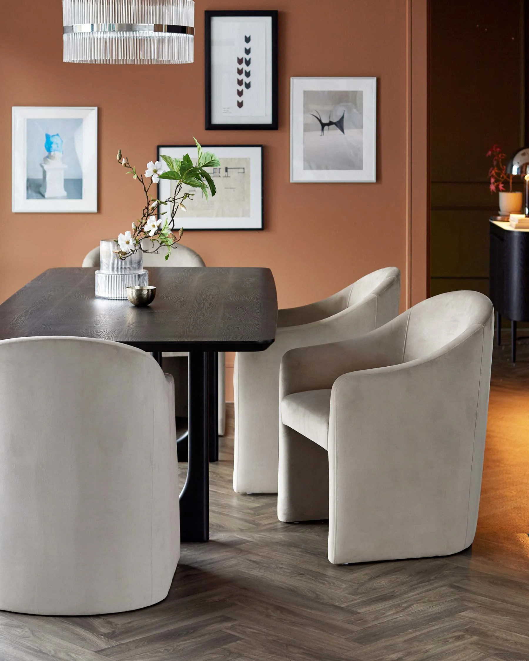 Freya champagne velvet dining chair - Image 3