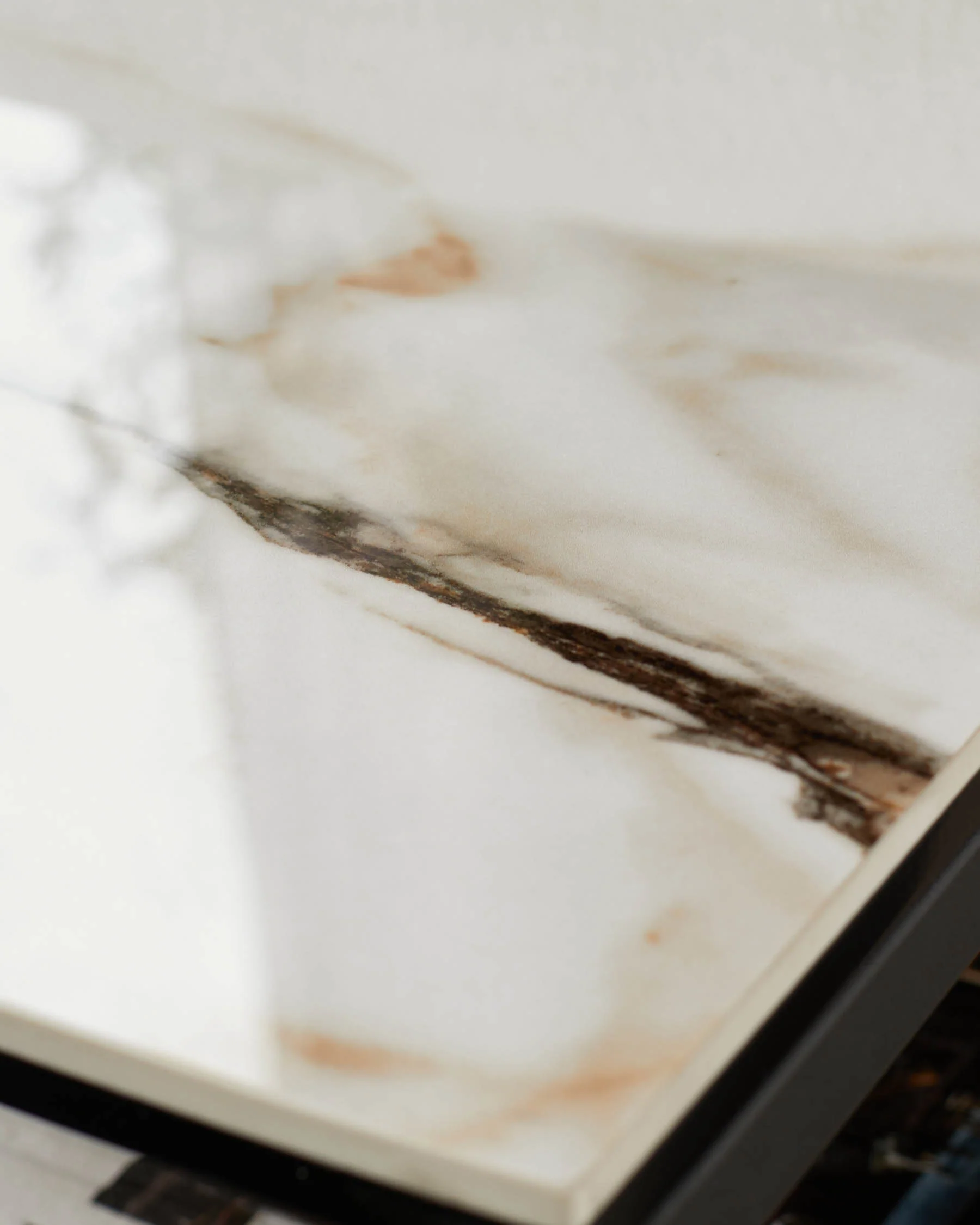 Georgia natural ceramic side table - Image 6