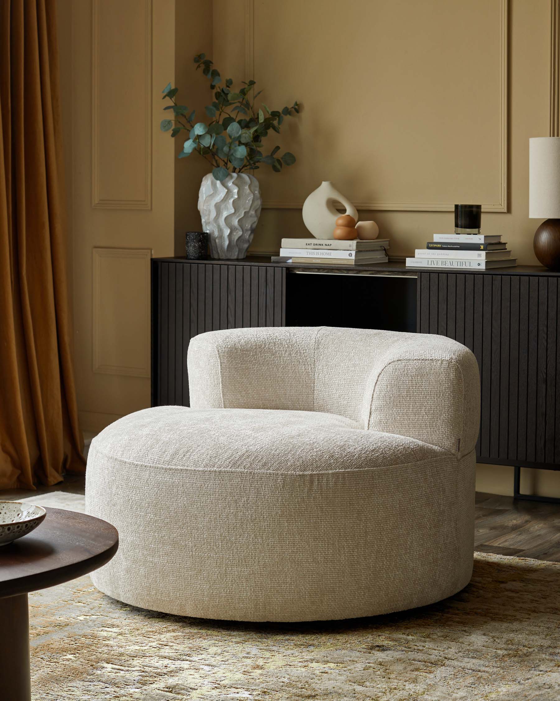 Gianna natural weave fabric swivel armchair - Image 4