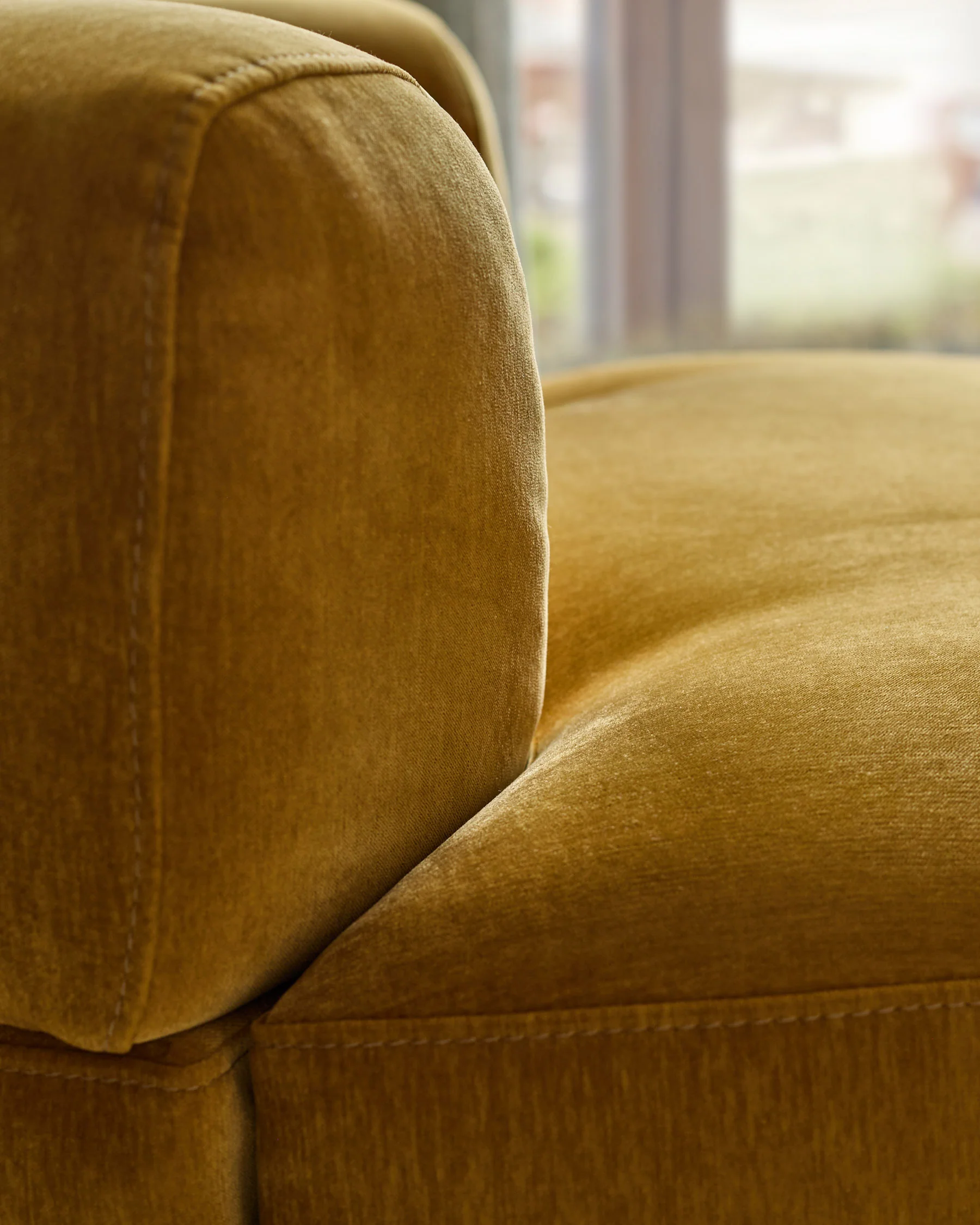 Gianna ochre fabric swivel armchair - Image 7
