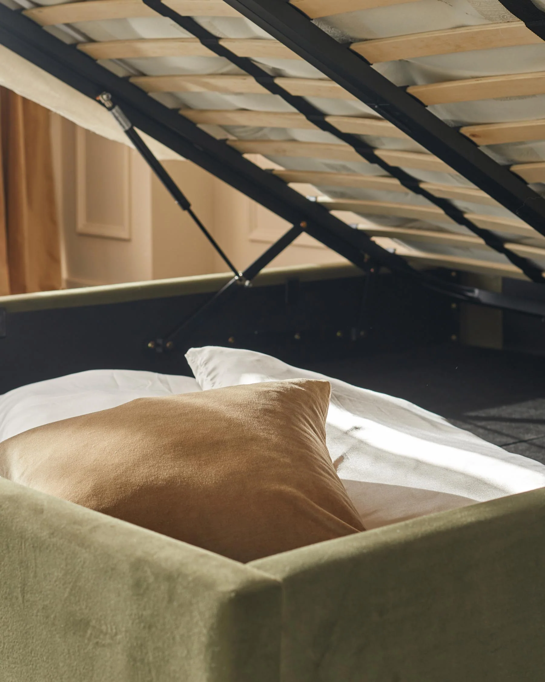 Grove natural fabric and olive green velvet king size ottoman storage bed - Image 8