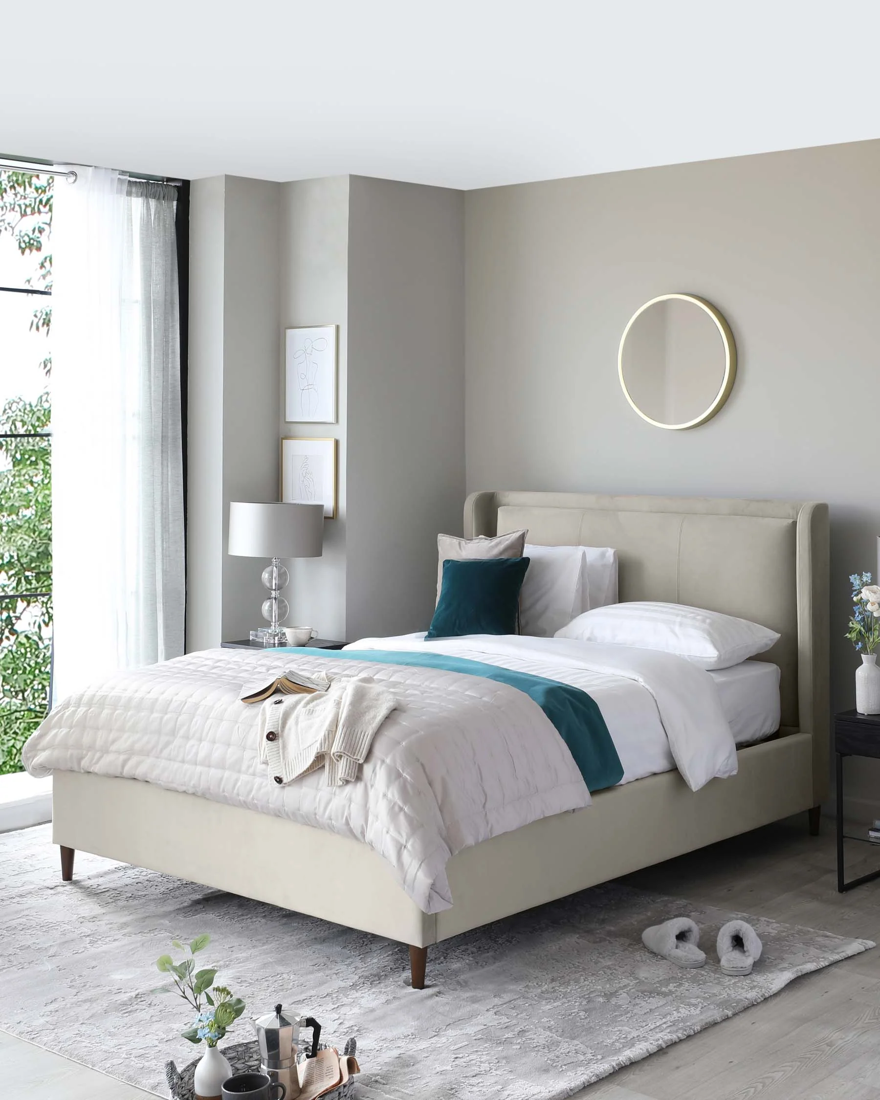 Grove champagne velvet king size ottoman storage bed - Image 3