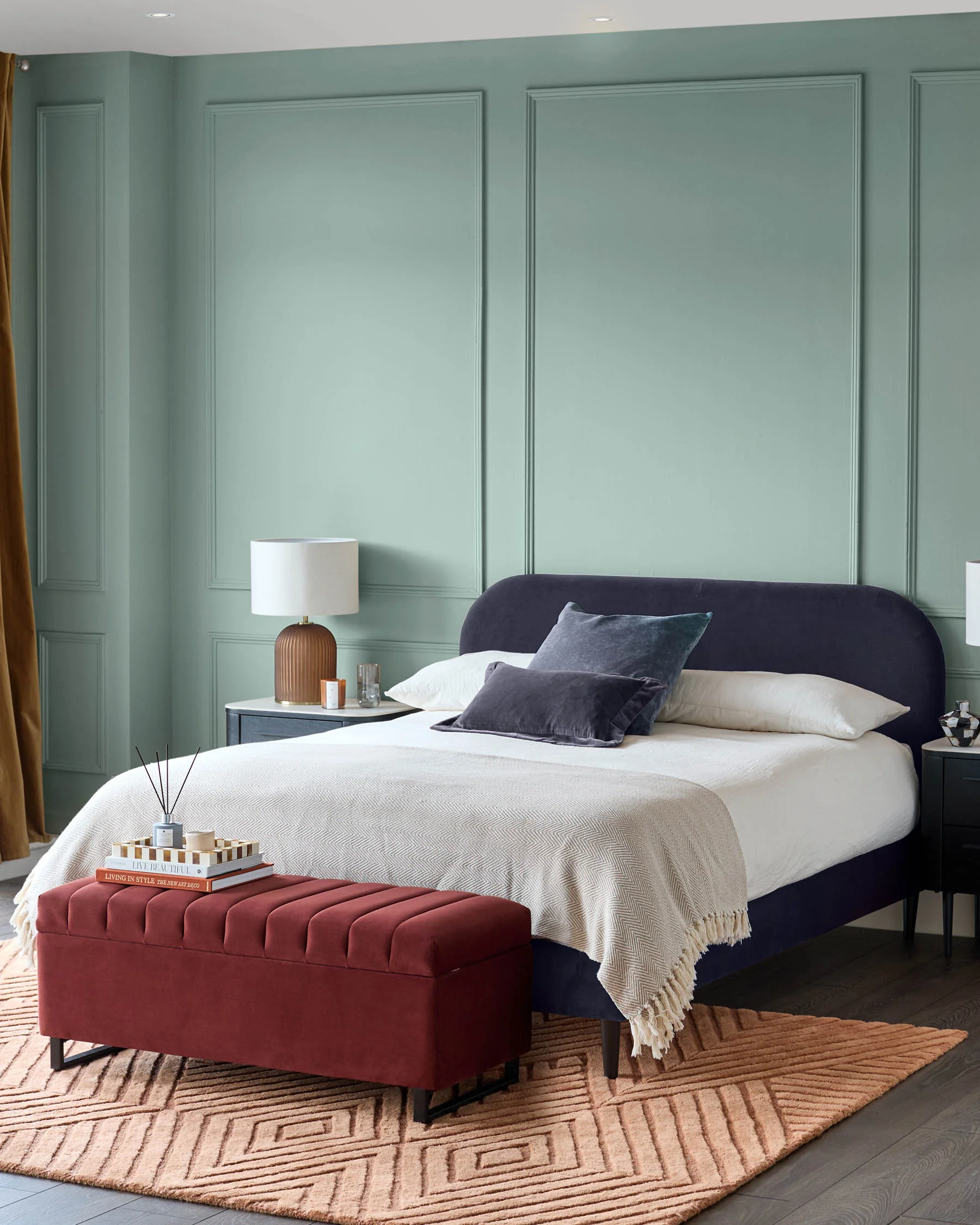 Hampton dark navy velvet king size bed - Image 5