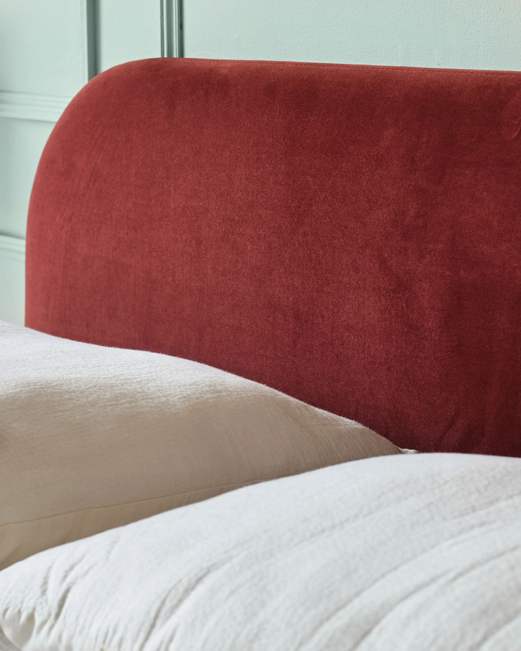 Hampton toffee red velvet double bed - Image 6