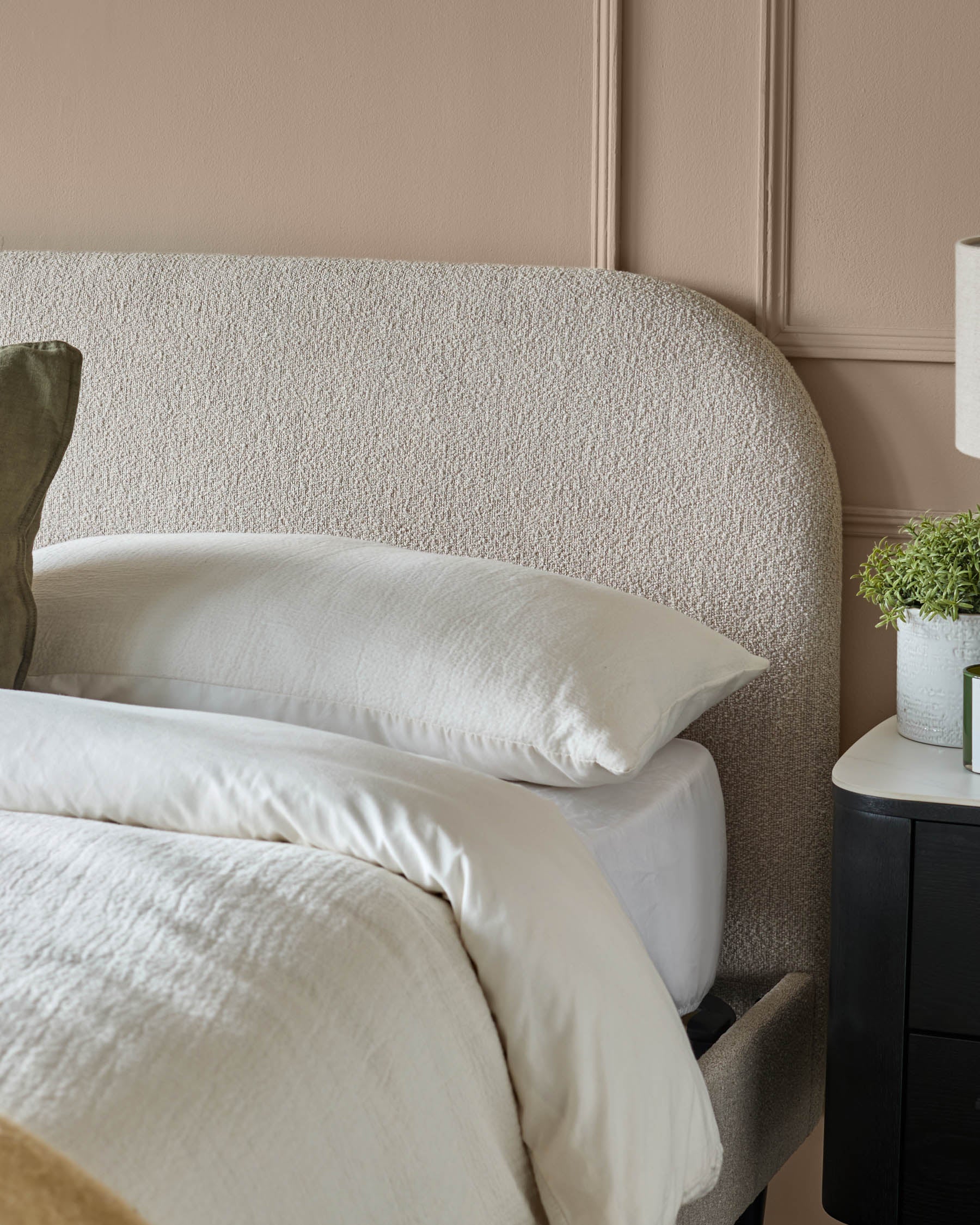 Hampton natural soft boucle double bed - Image 6