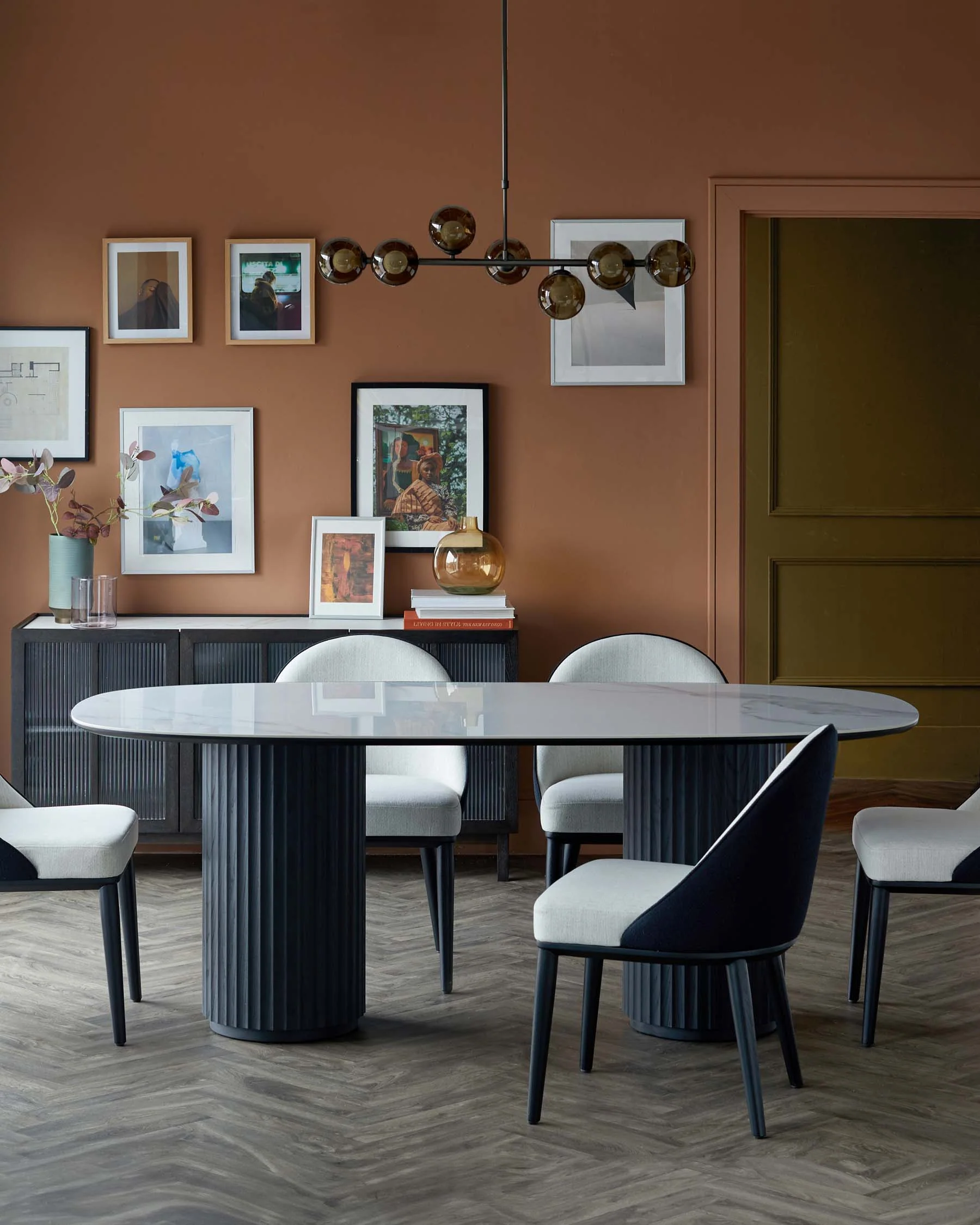 Hanne white ceramic 6 seater dining table - Image 4