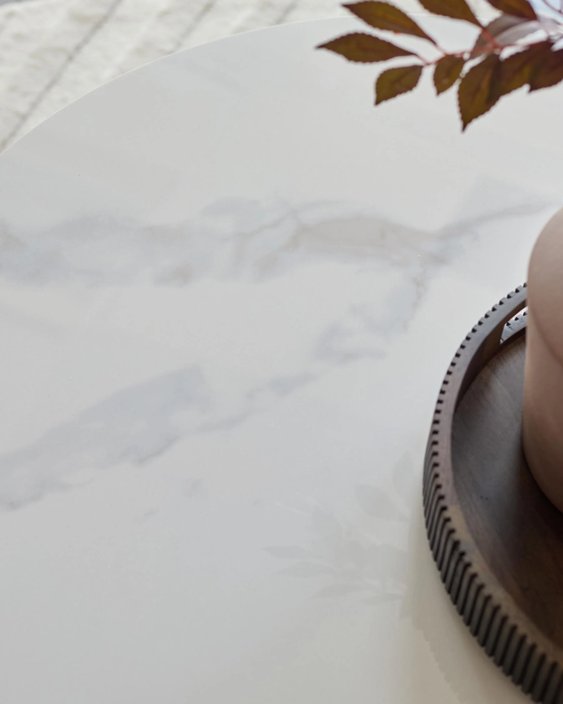 Hanne white ceramic coffee table and Hanne white ceramic side table set - Image 8