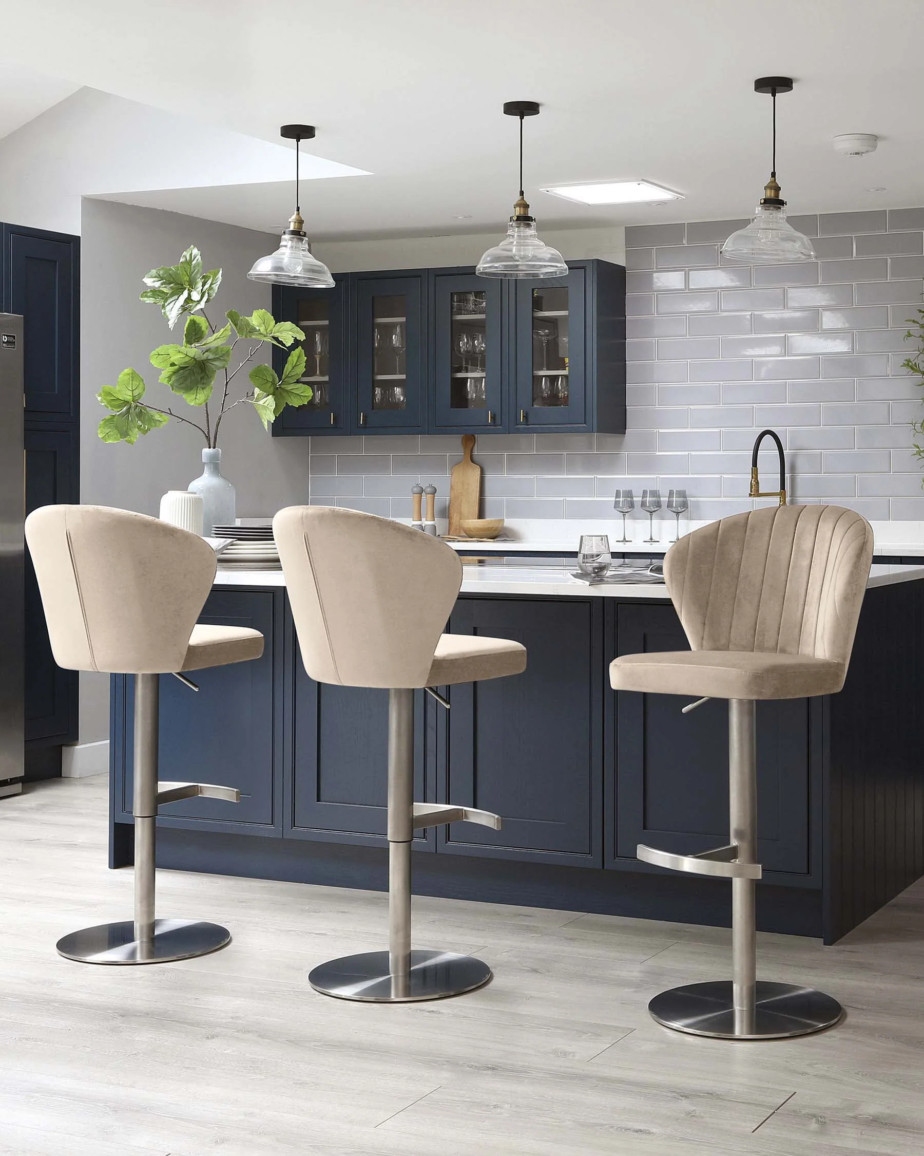 Harper Champagne Velvet Gas Lift Bar Stool - Image 4