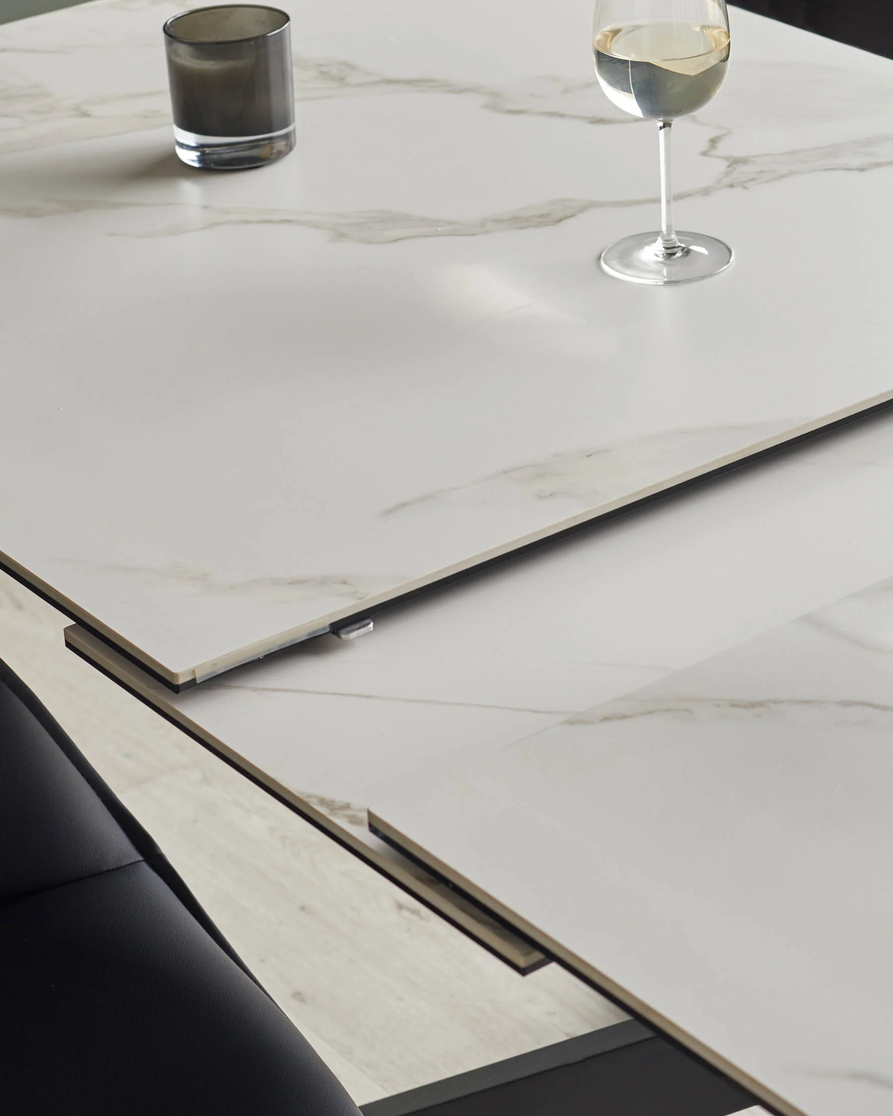 Hayden white ceramic extending 8 to 10 seater dining table - Image 6