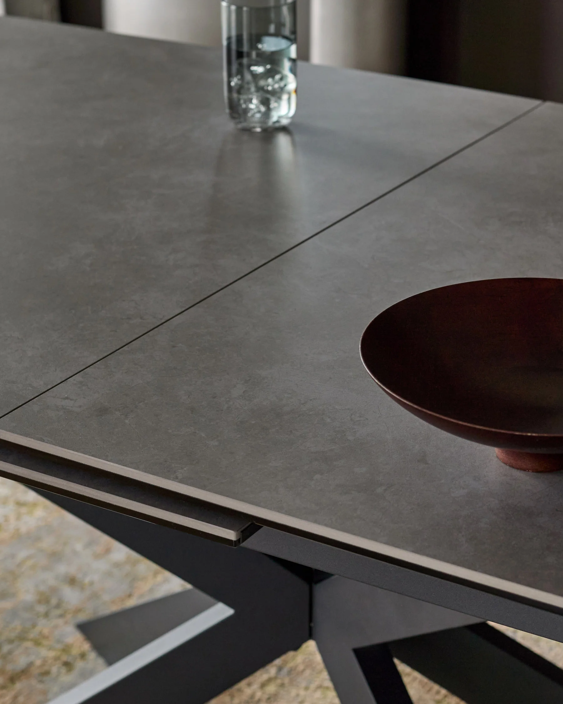 Hayden Light Grey Ceramic Extending 6 to 8 Seater Dining Table - Image 4
