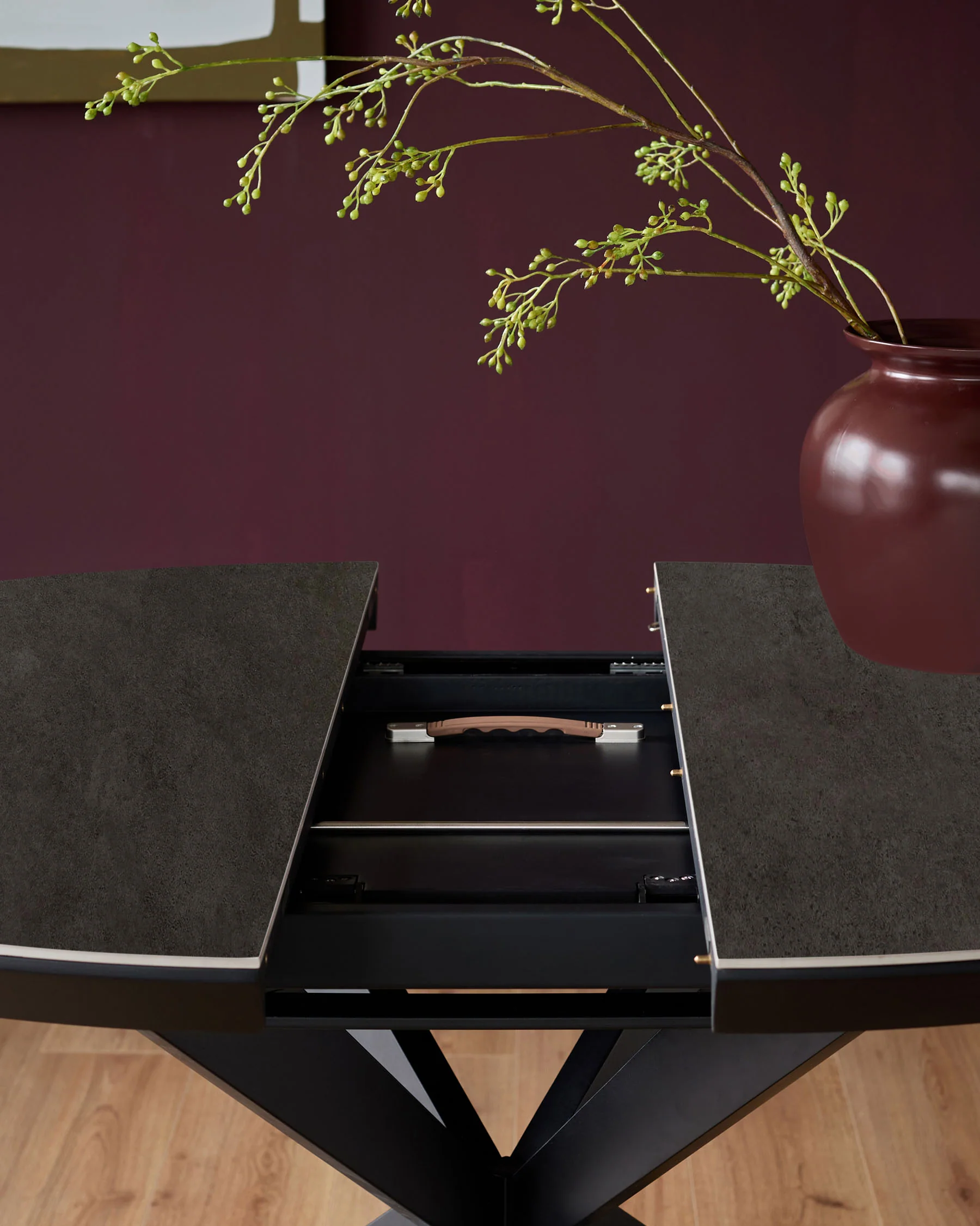 Hayden dark grey ceramic 4-6 extending round dining table - Image 6